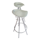 Paire de tabourets hauts de bar Jamaica stool design by Pepe Cortes for Amat acier chromé et aluminium
