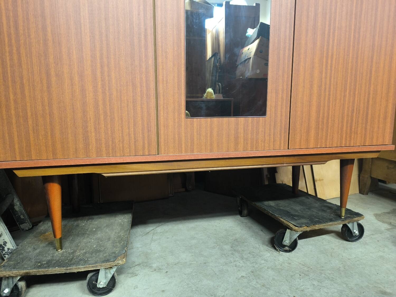 Vintage wardrobe with needle feet and 2 mirrored doors