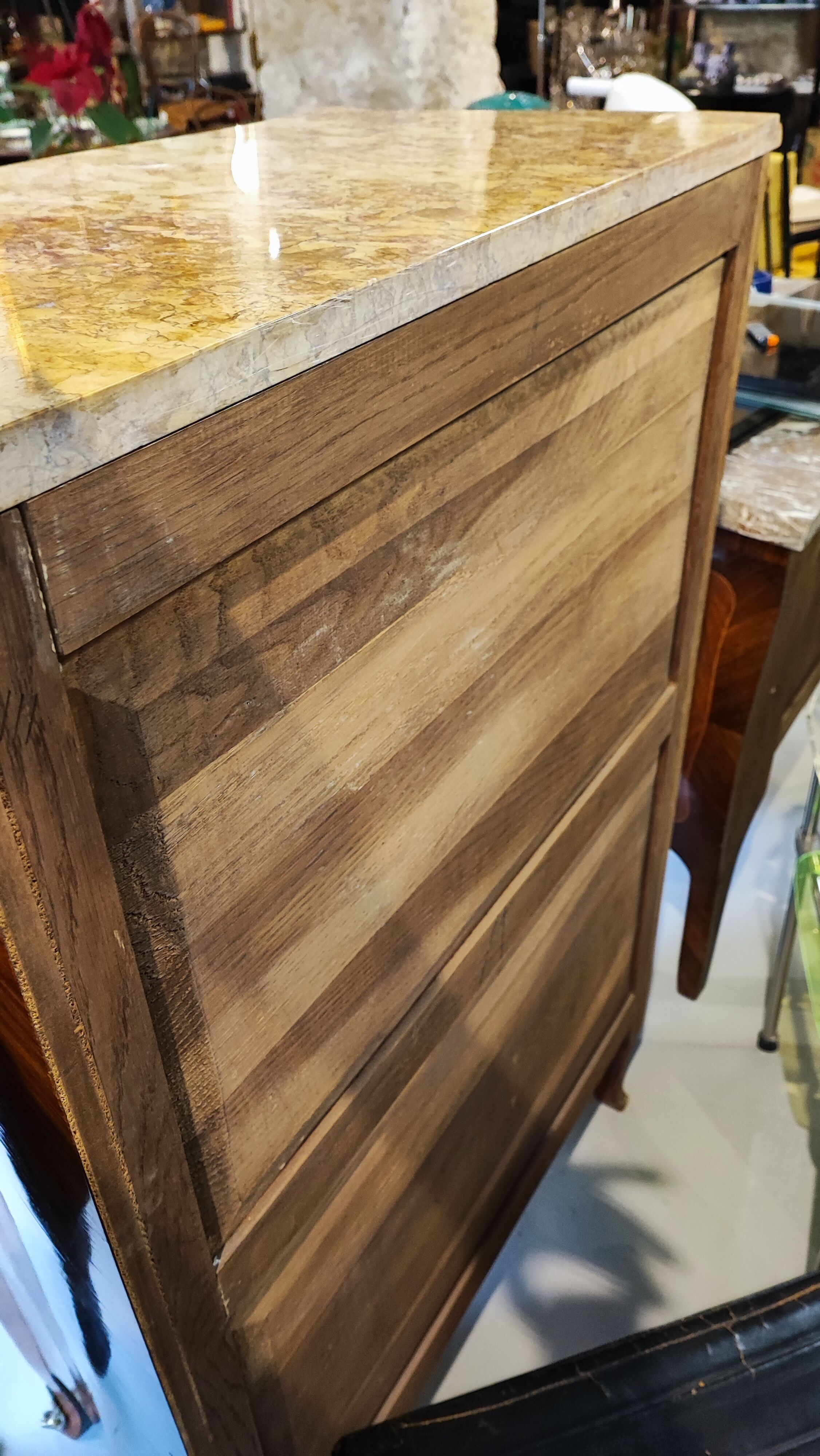 Semainier Louis XV marble brocatello and bronze