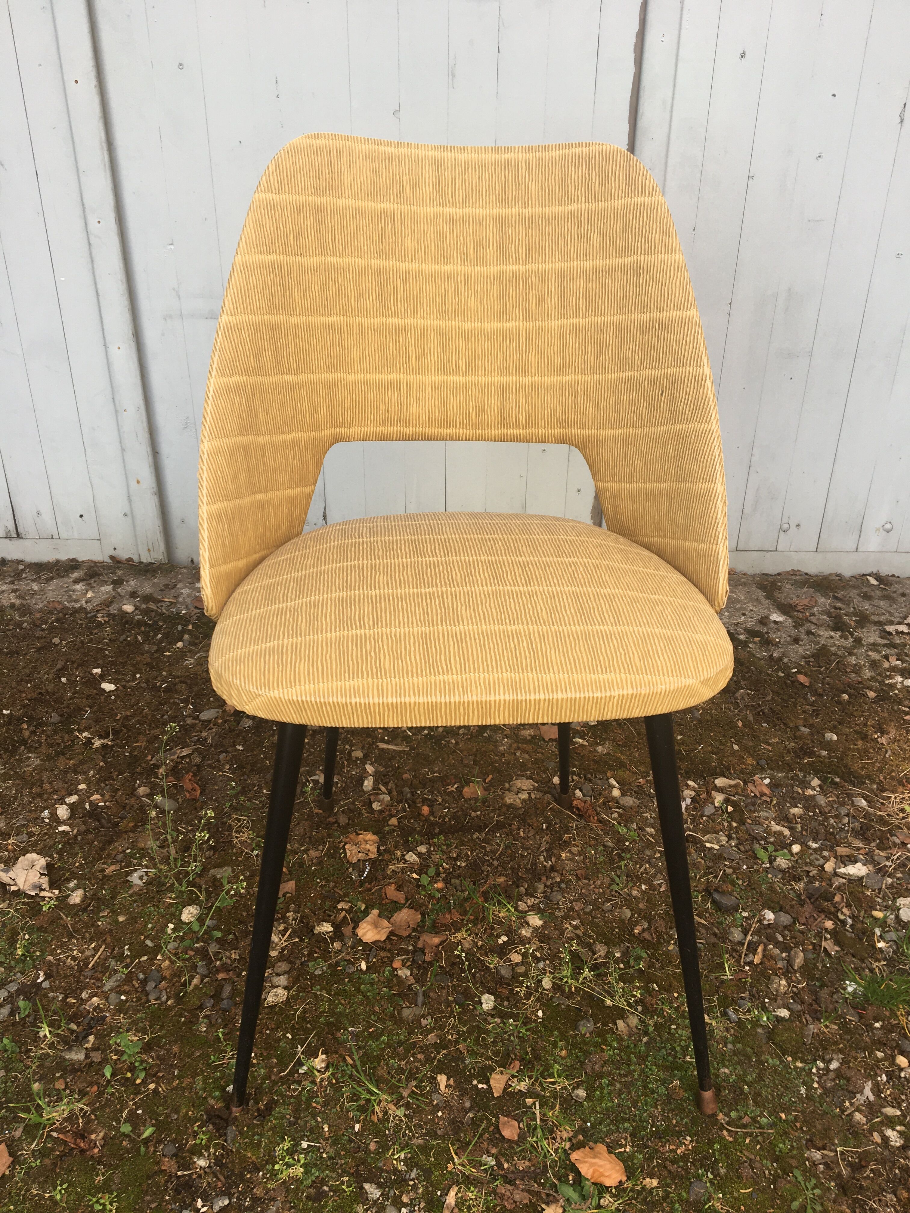 Vintage barrel chair