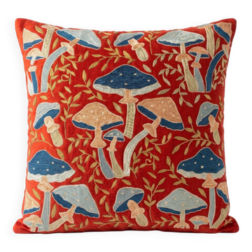 Housse de coussin en soie brodée avec motif de champignon. Housse de coussin rouge Suzani. Coussin d'accent traditionnel.