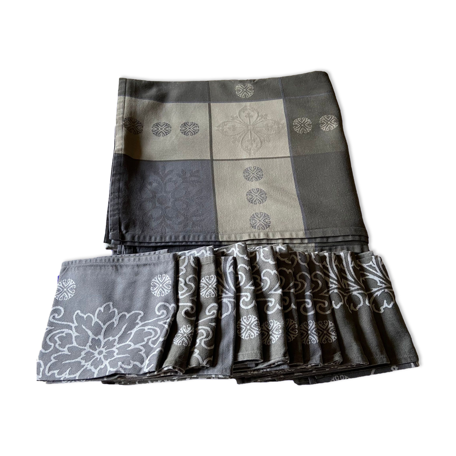 French Jacquard tablecloth 300 x 170