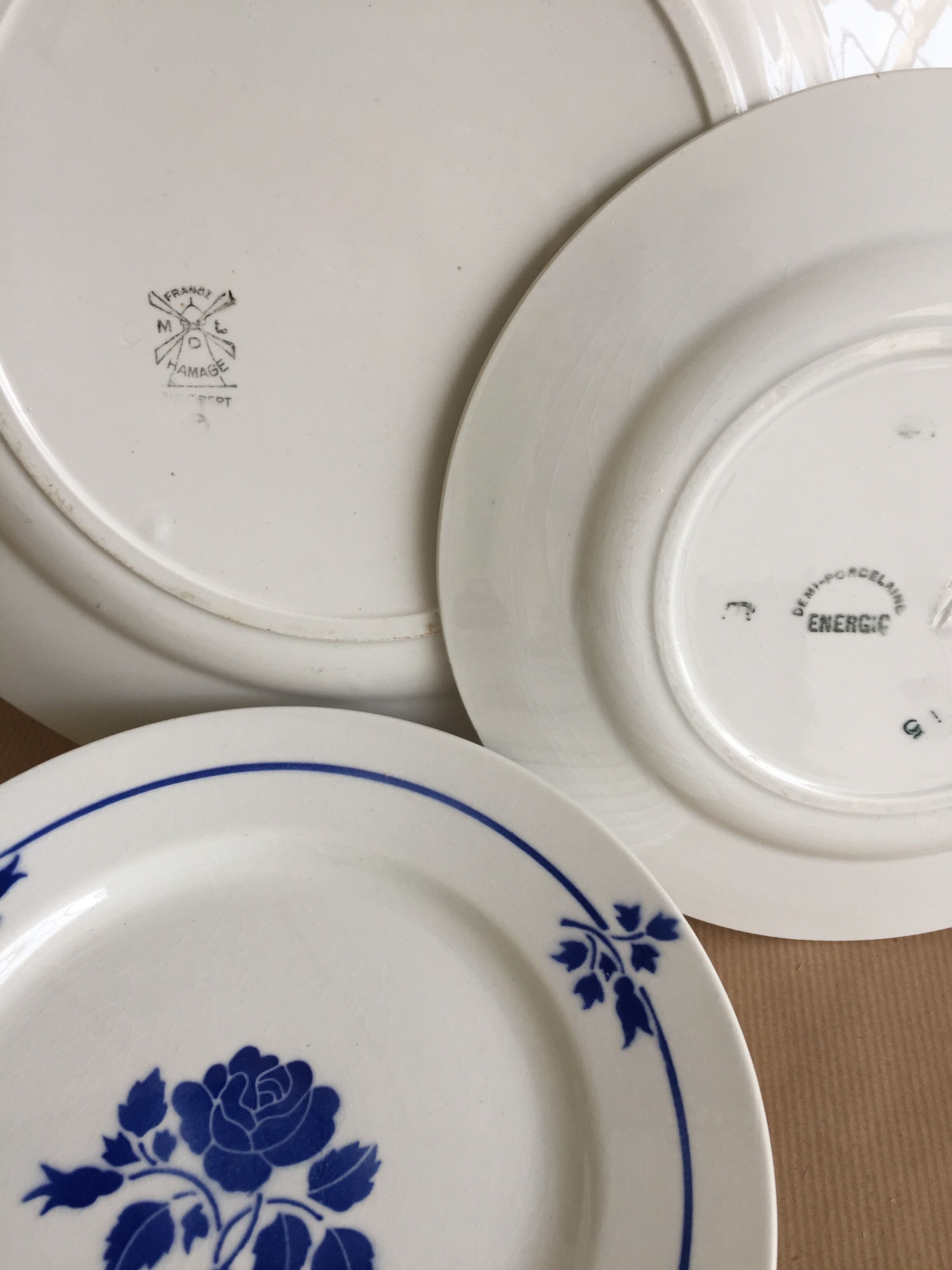 Lot 10 plates and flat