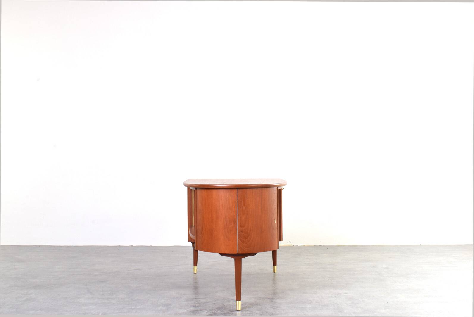 Mid-Century Organic Teak Desk from Sola Møbler, 1960s.