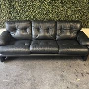Black leather 3-seater sofa – Tobia Scarpa for B&B Italia