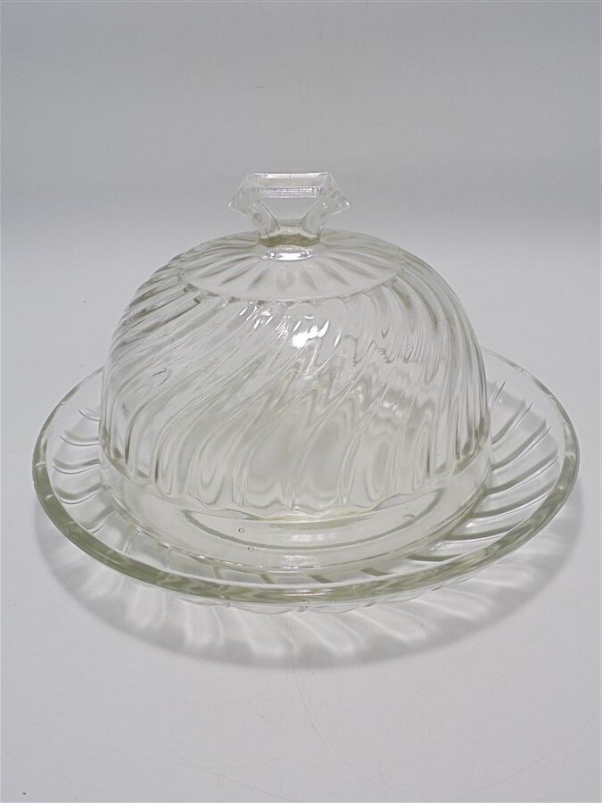 Glass bell dish