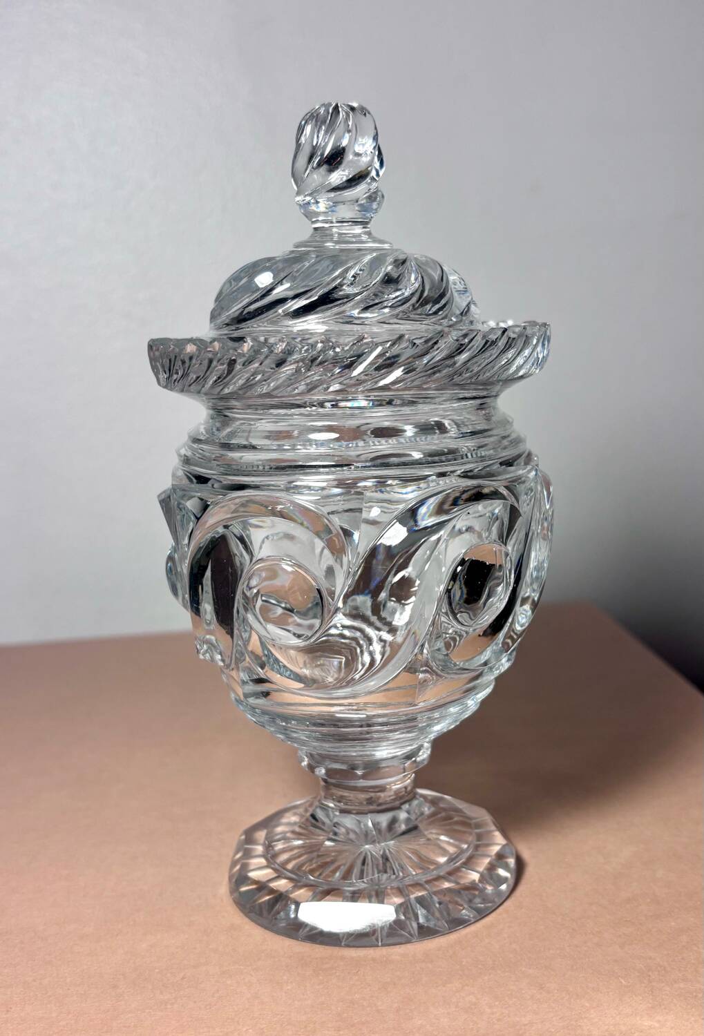 Baccarat mustard pot