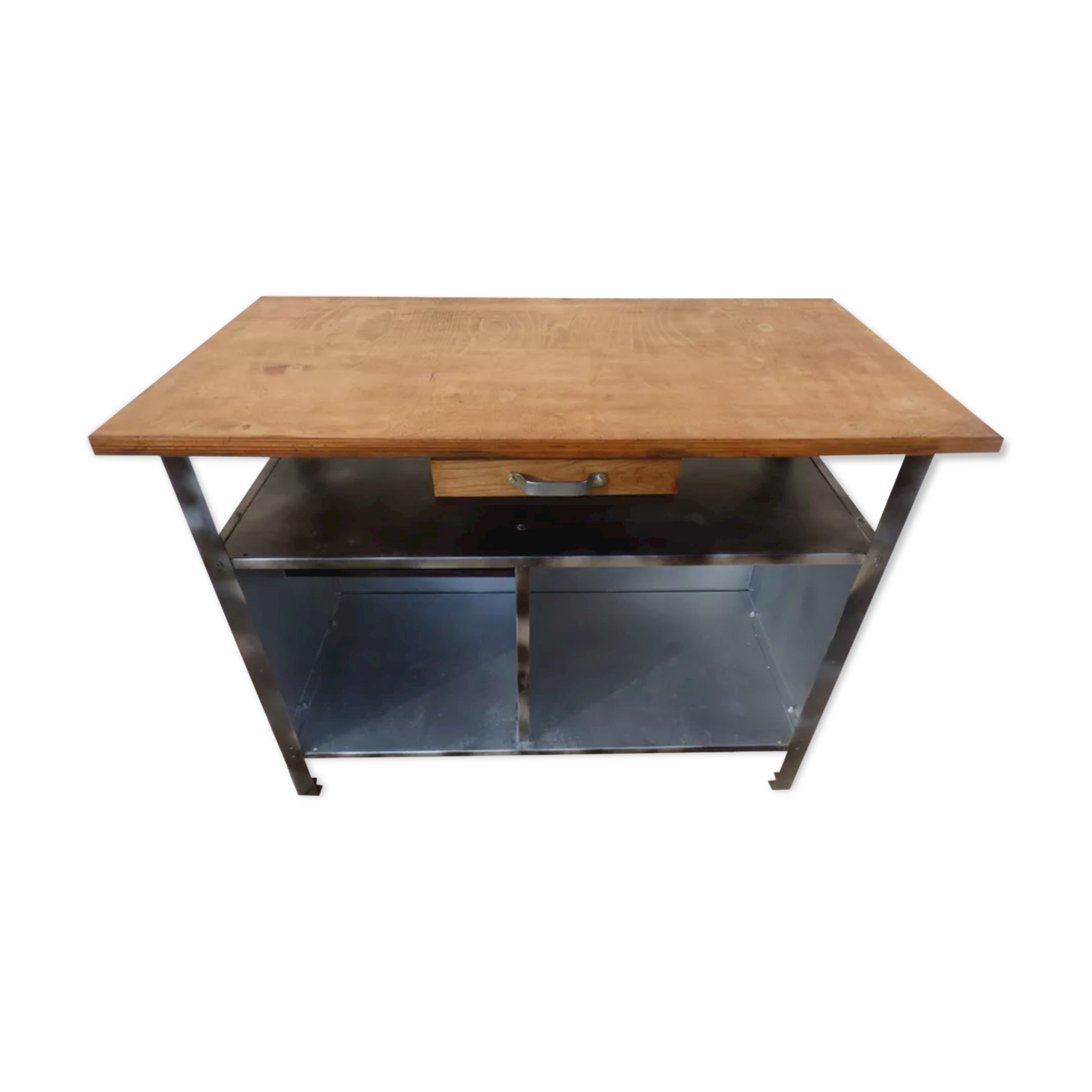 Industrial furniture in metal and wood for bathroom or TV stand