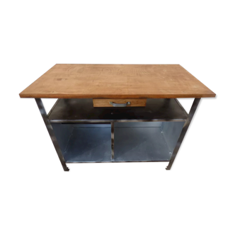 Industrial furniture in metal and wood for bathroom or TV stand