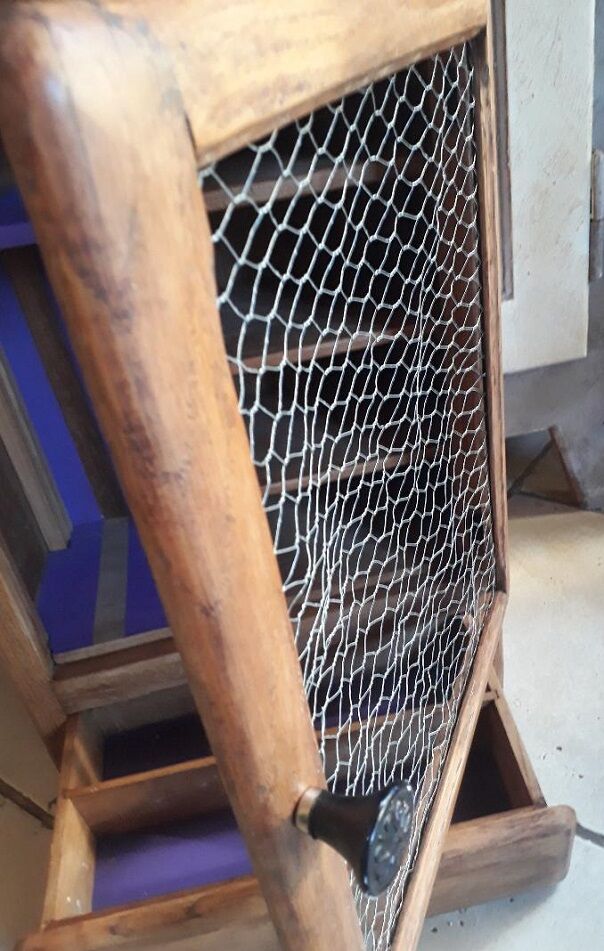 Oak country wall cabinet