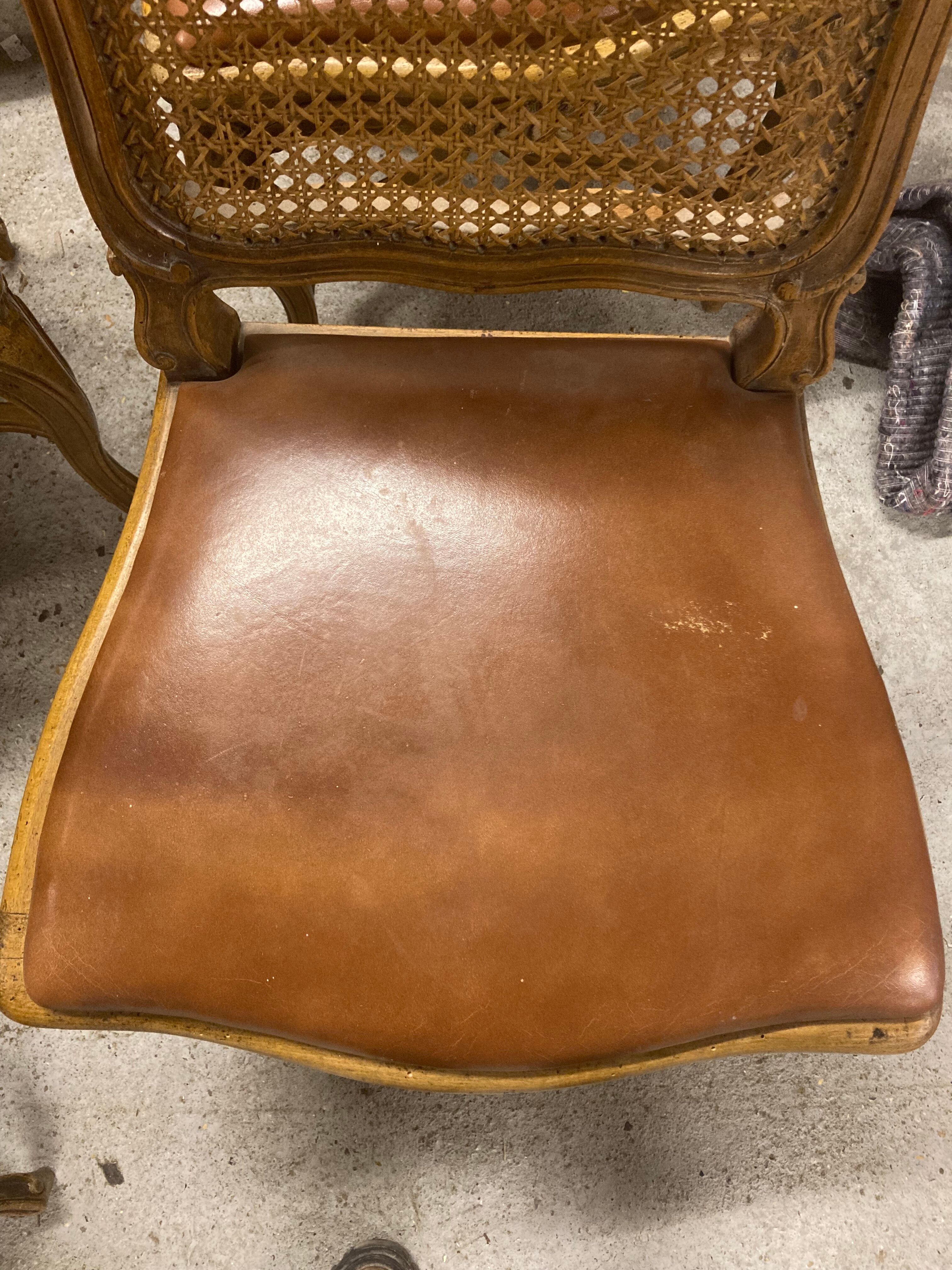Chairs in beech Louis XV style