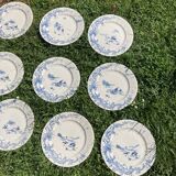Set of 12 flat plates gien hunting scene