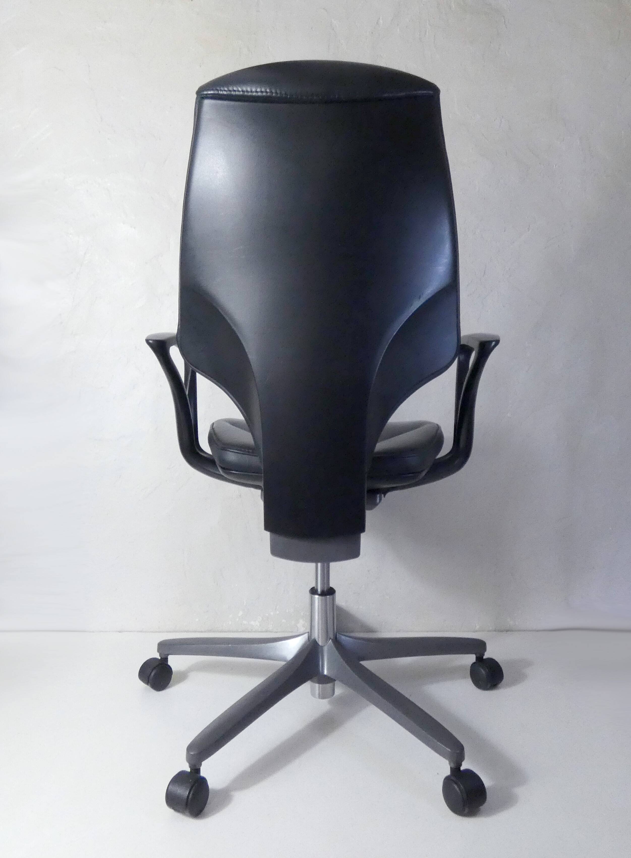 Vintage design Giroflex 64 leather office chair