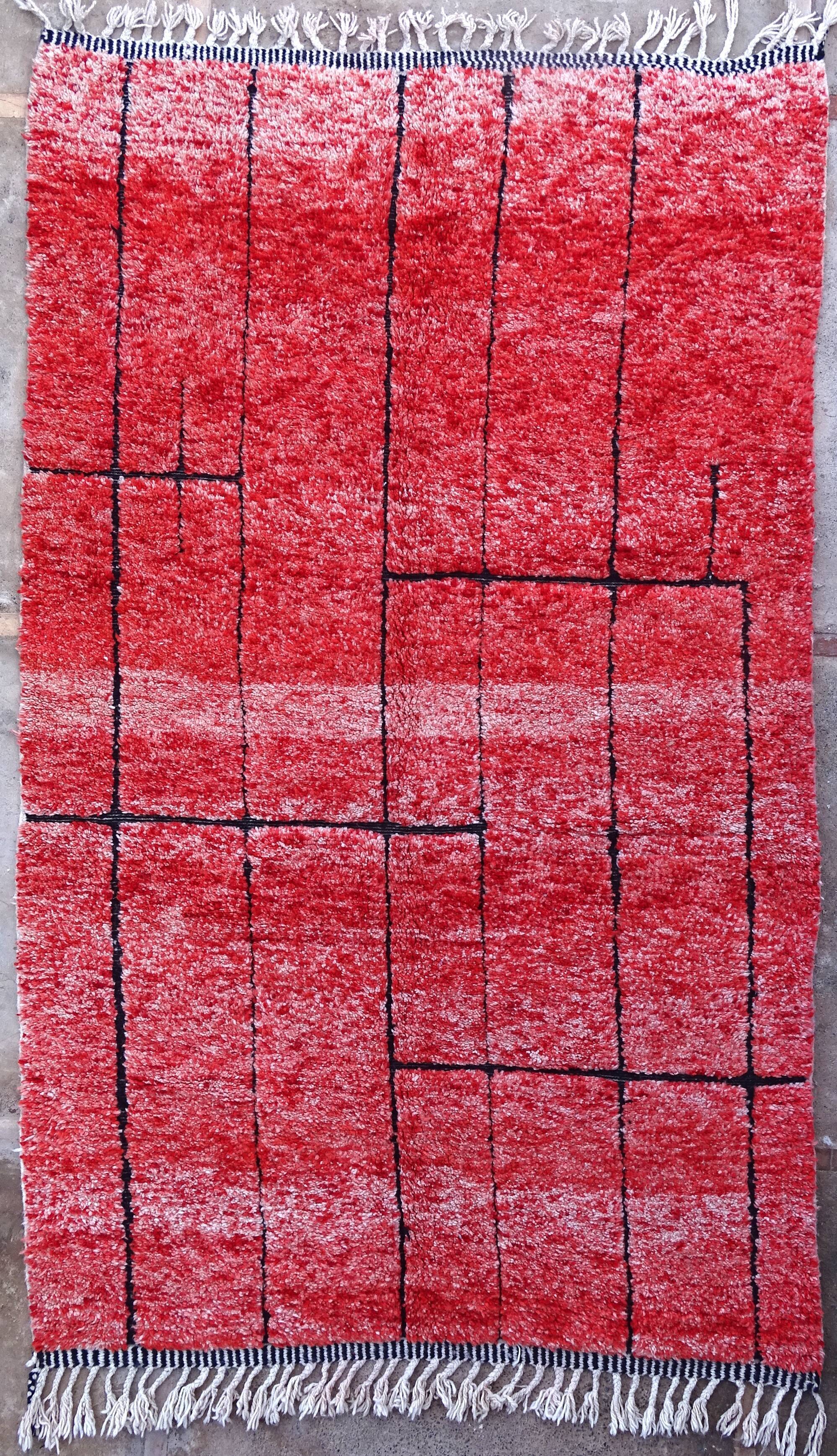 Moroccan Berber carpet beni ouarain 270 x 160 cm