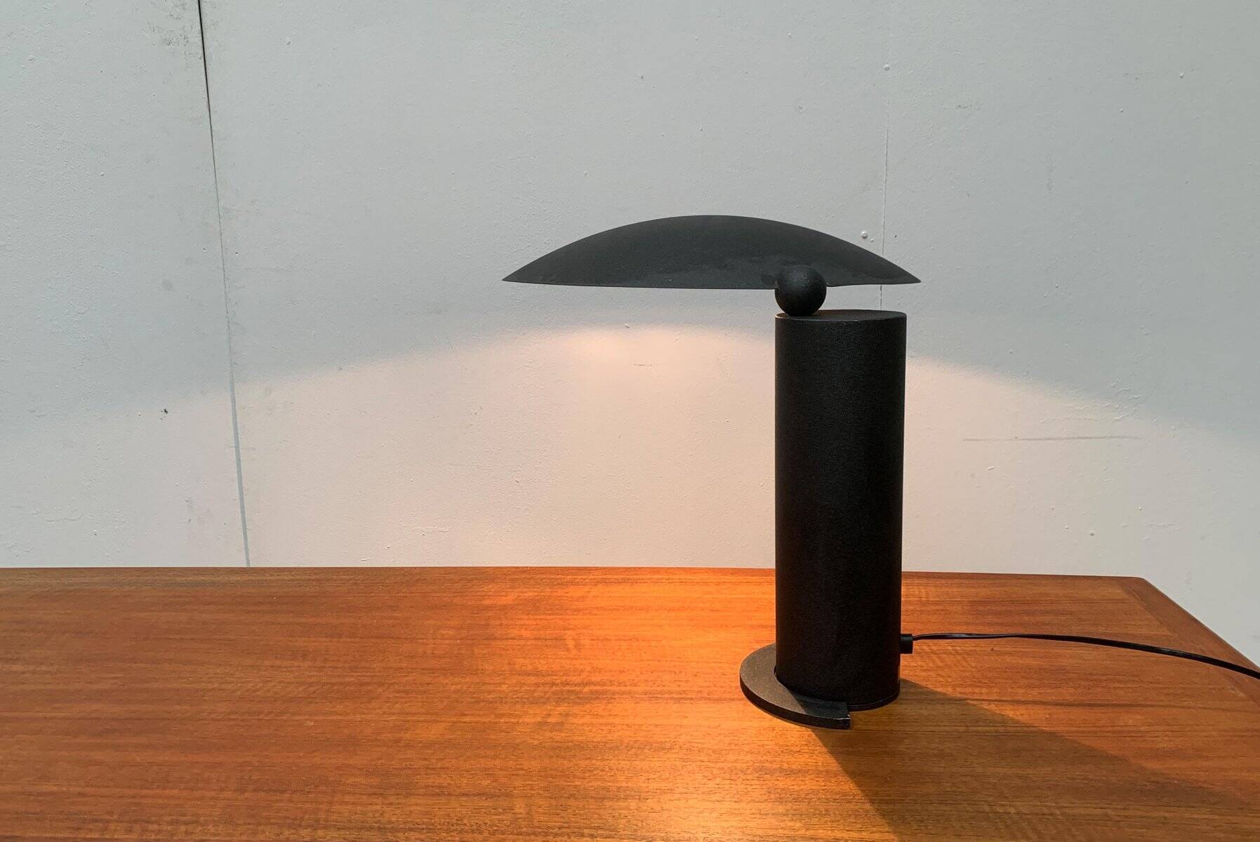 Postmodern Italian table lamp Washington by Jean Michel Wilmotte for Lumen Center Italia, 1980s.
