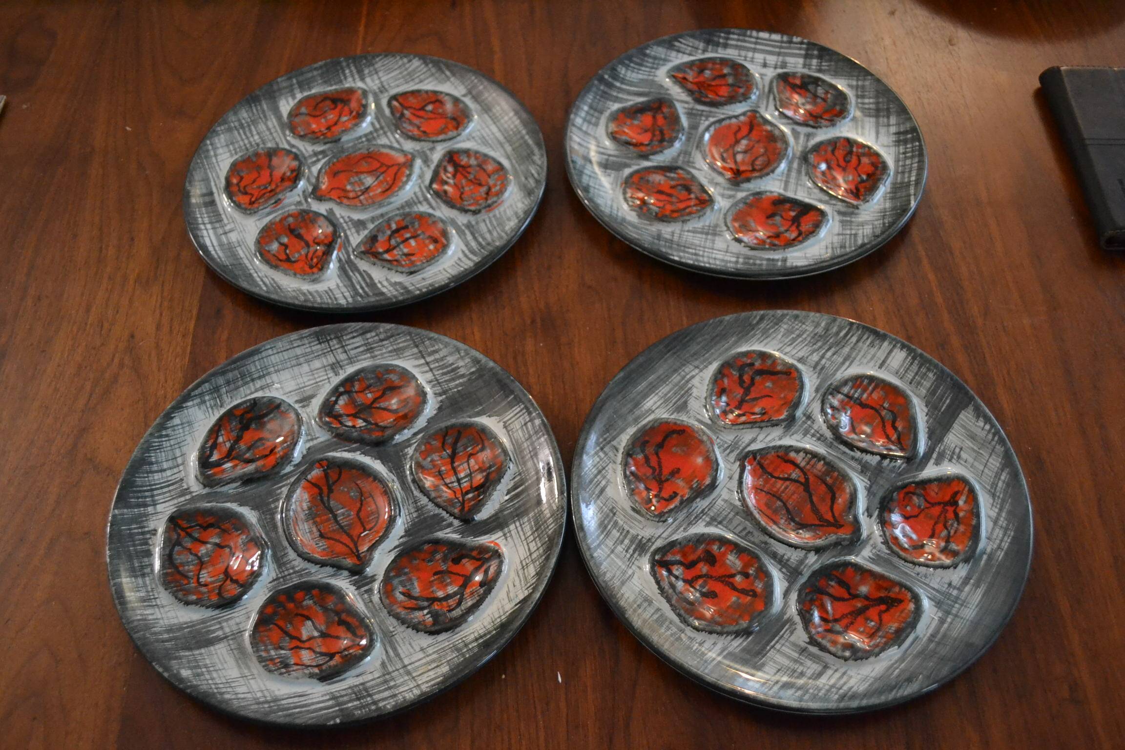 Set of 4 Pornic oyster plates