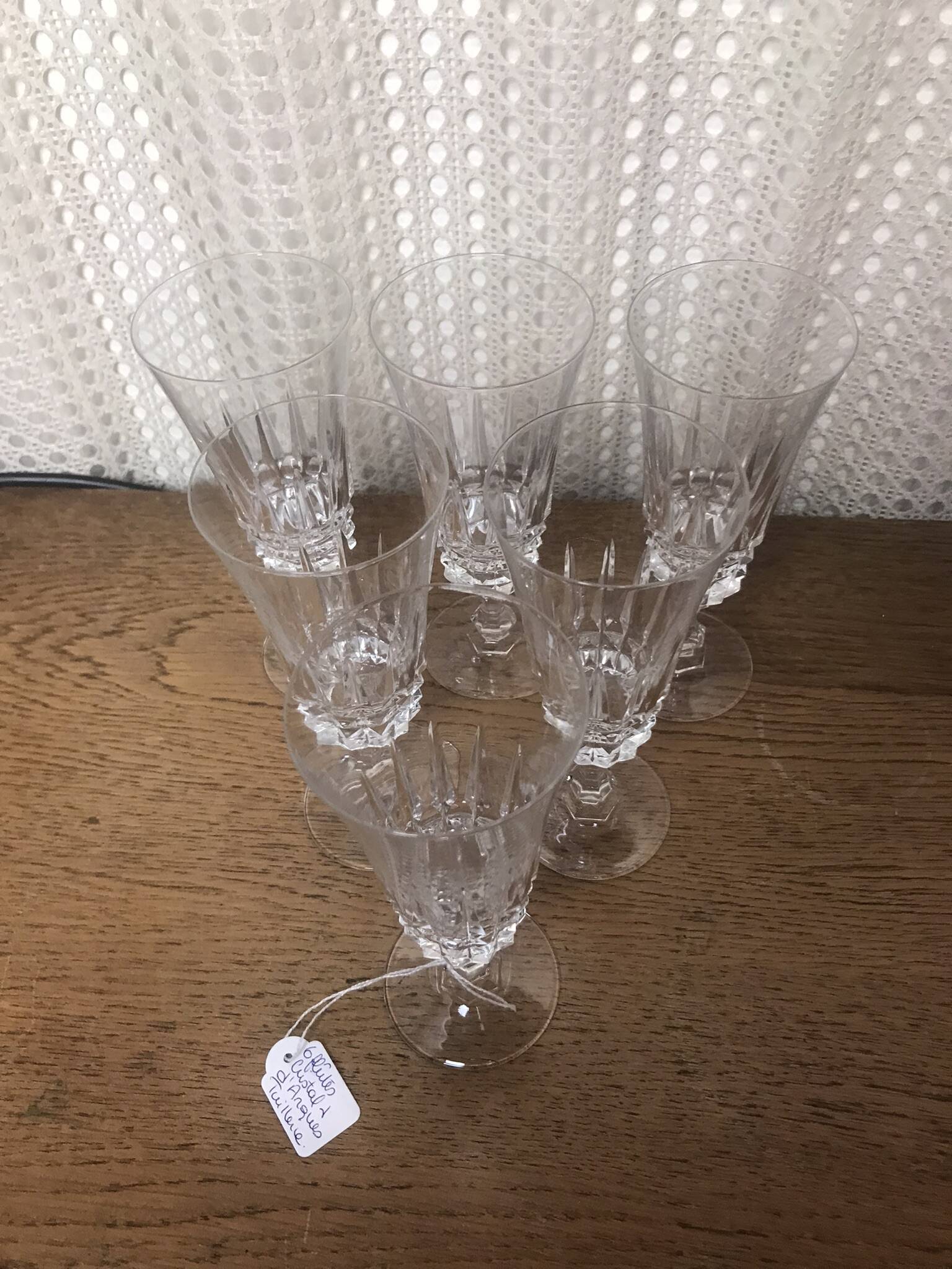 Arques crystal champagne flutes, Tuileries model