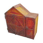 Meuble d'atelier atypique en métal avec sa patine rouge d'origine