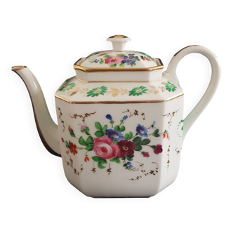 Large octagonal teapot porcelain from Paris "Old Paris", mid-19th century.