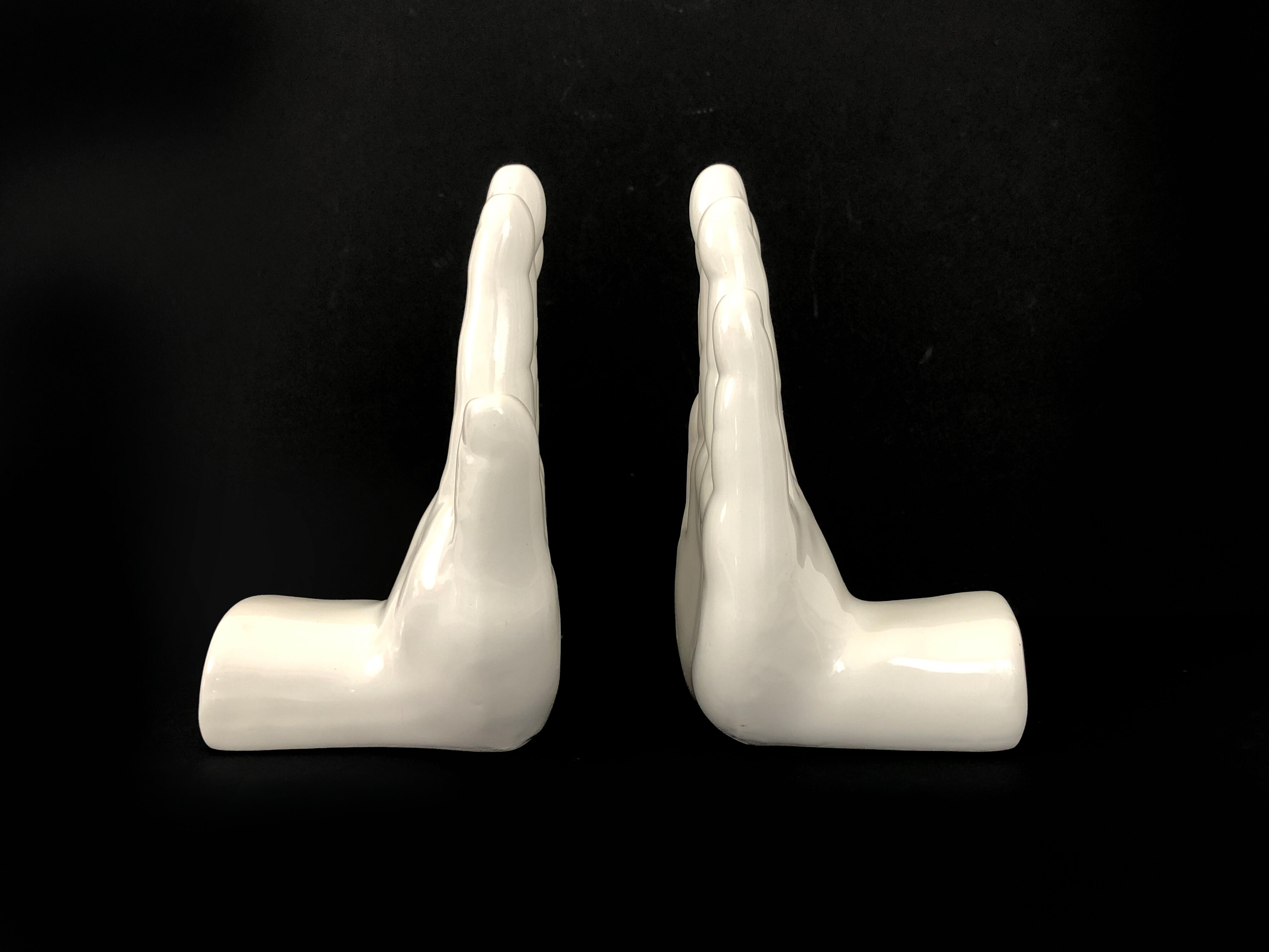 Pair of vintage handstrings in white ceramic to lester, year 80