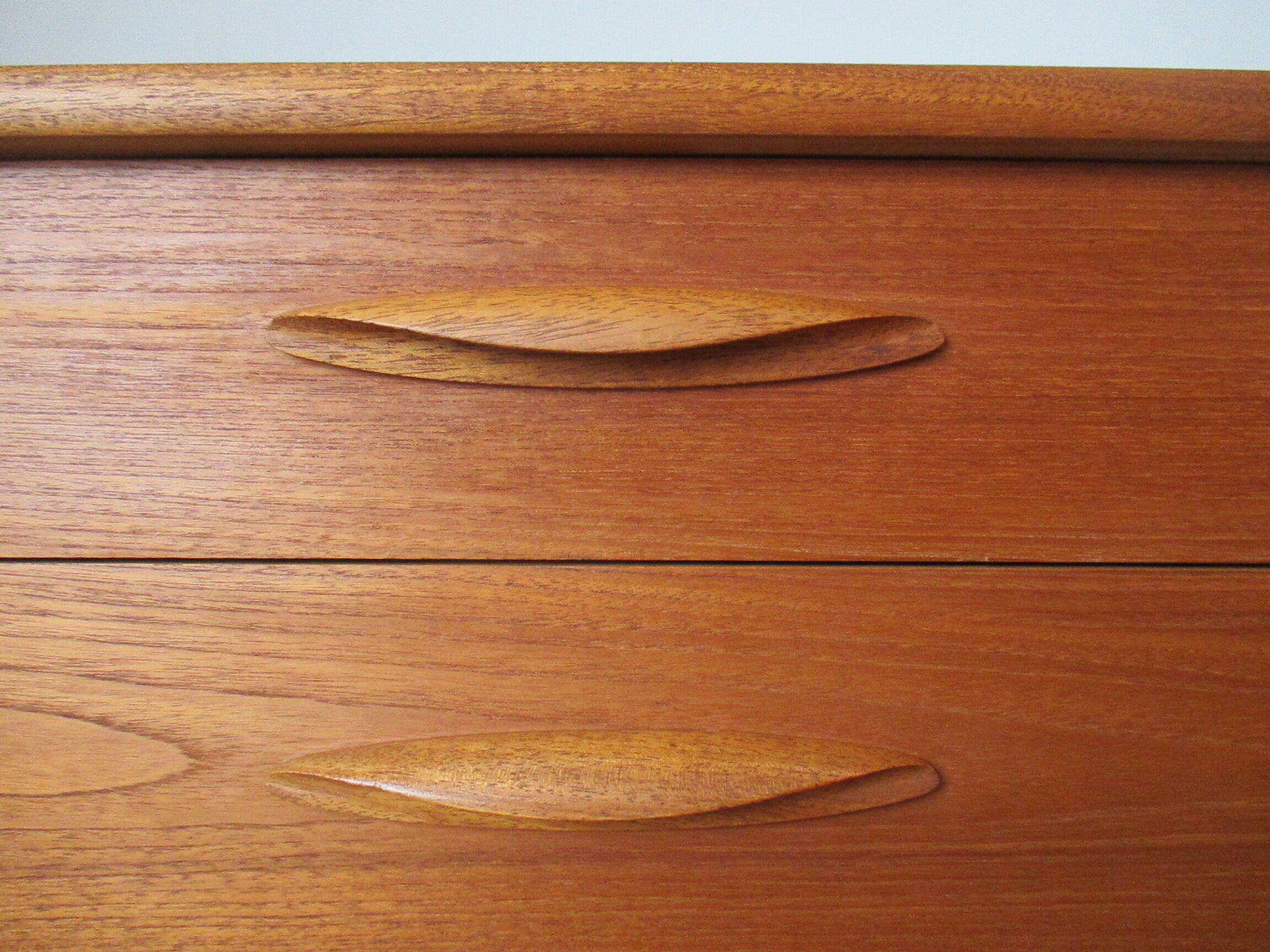 Dresser by F.Guille for Austin Suite