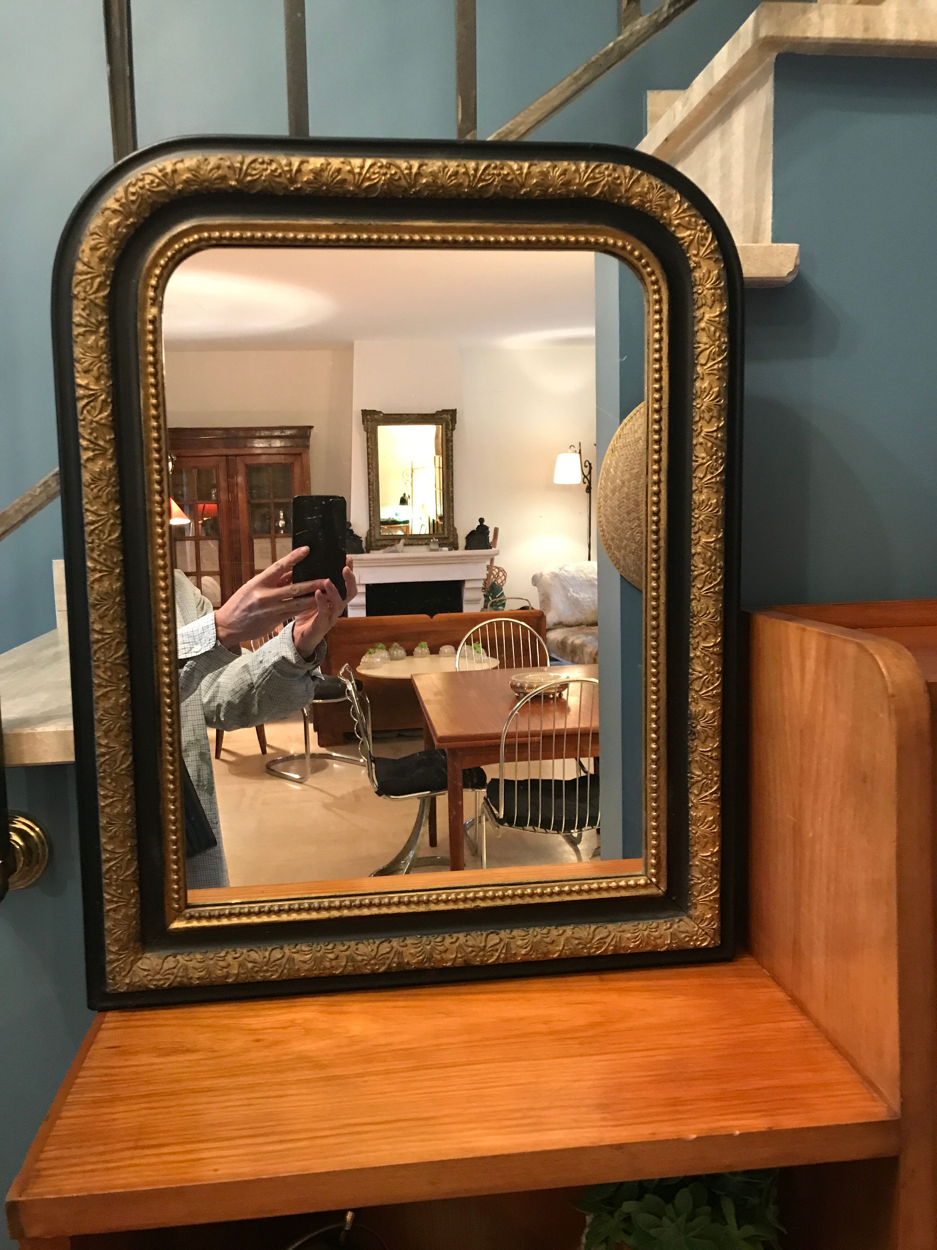 Miroir XIXè bois et stuc noirci et doré Napoléon III 49x60cm