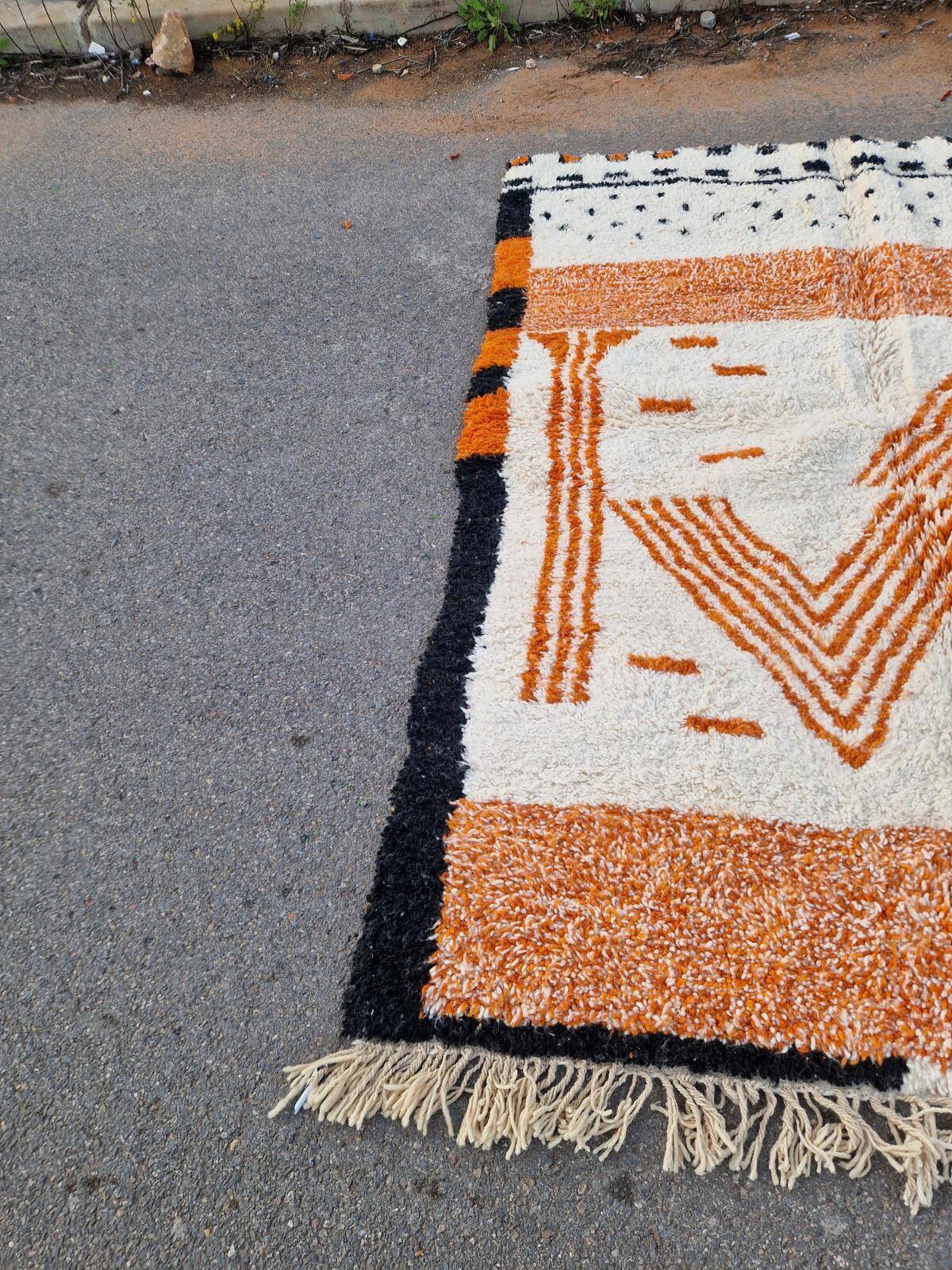 Moroccan handmade rug 2.5 x 1.5 m