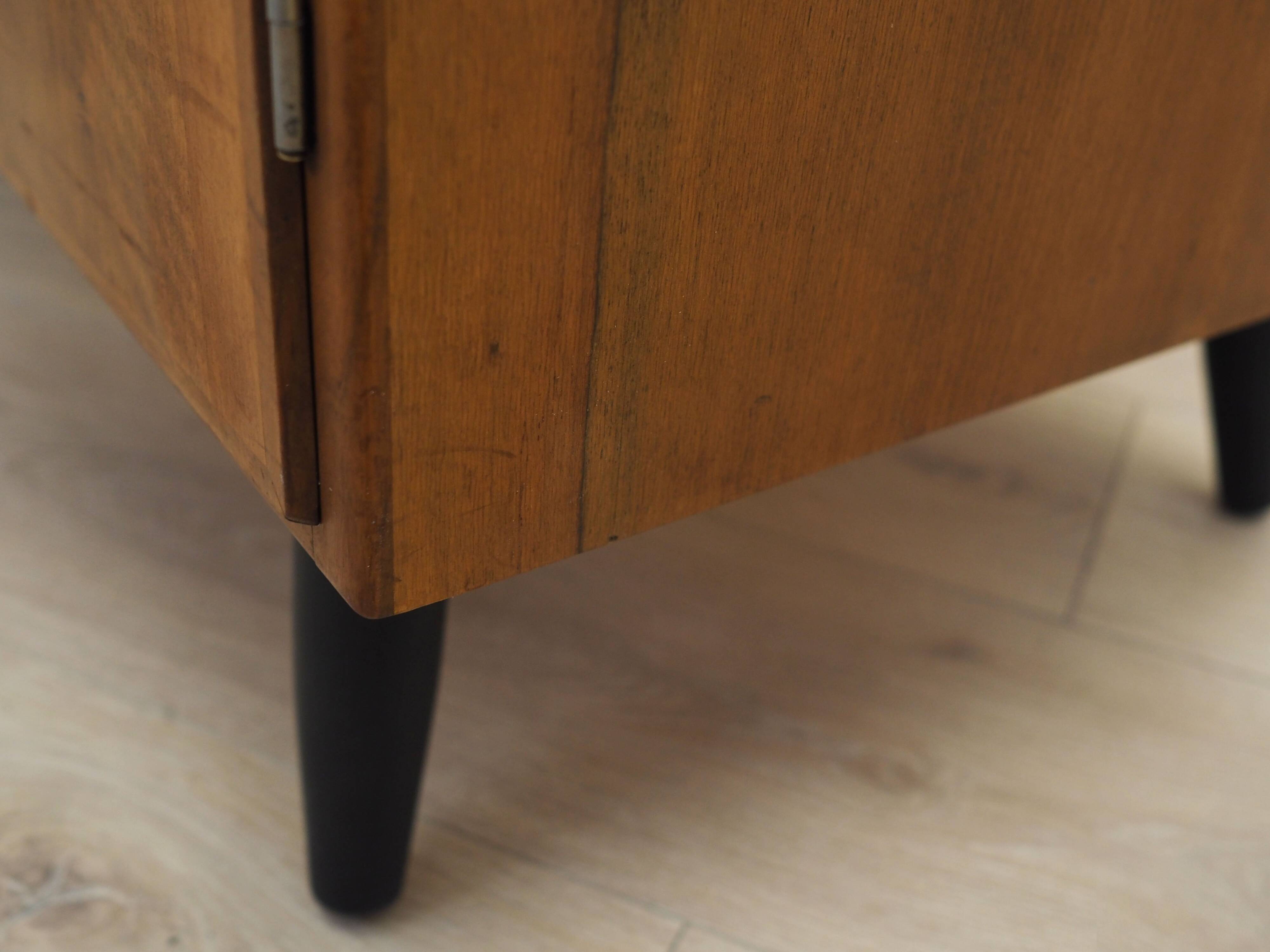 Walnut cabinet, Danish design, 1960s, designer: Børge Mogensen