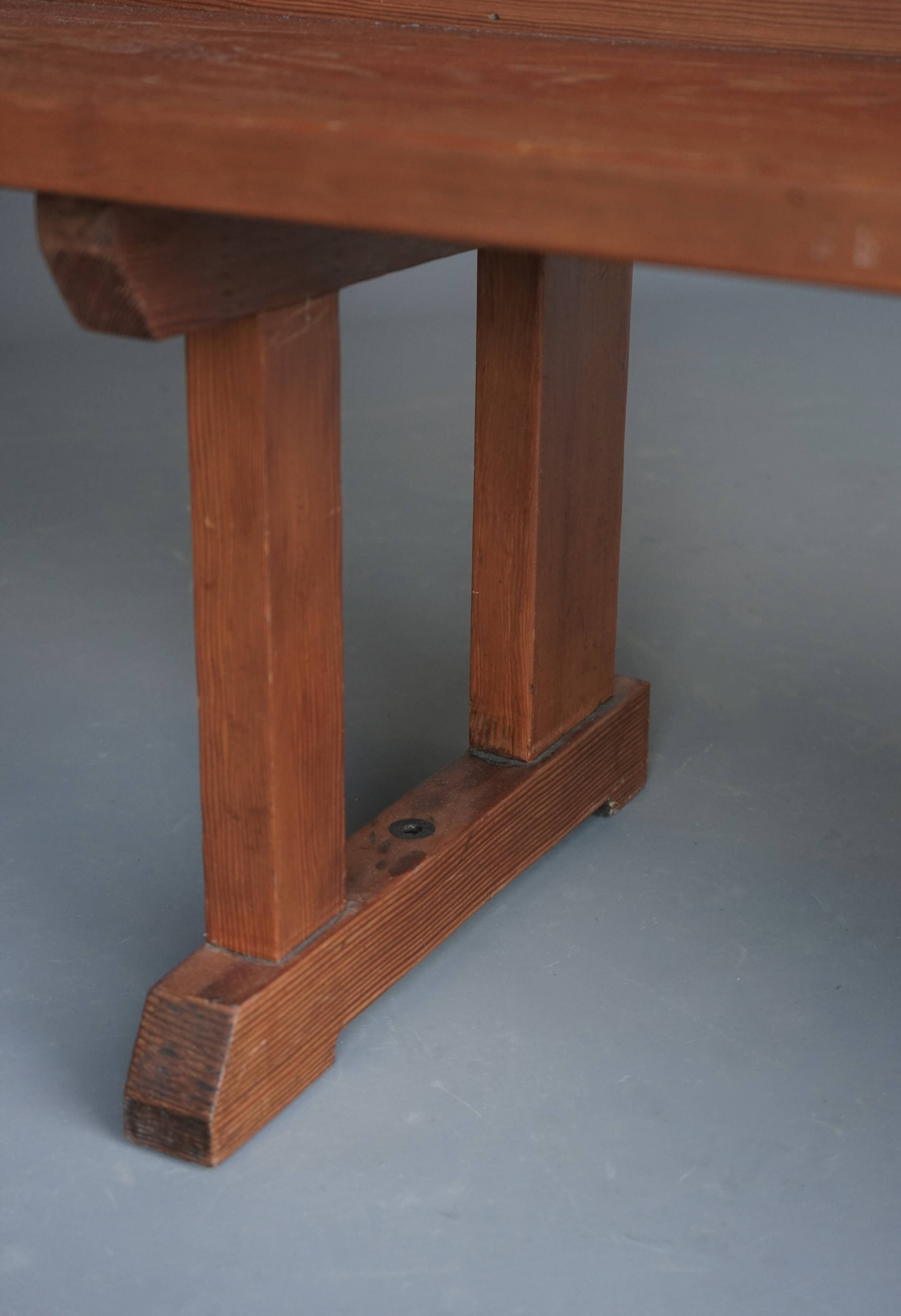 Traditionalist Dutch pine Church Bench, 1930s