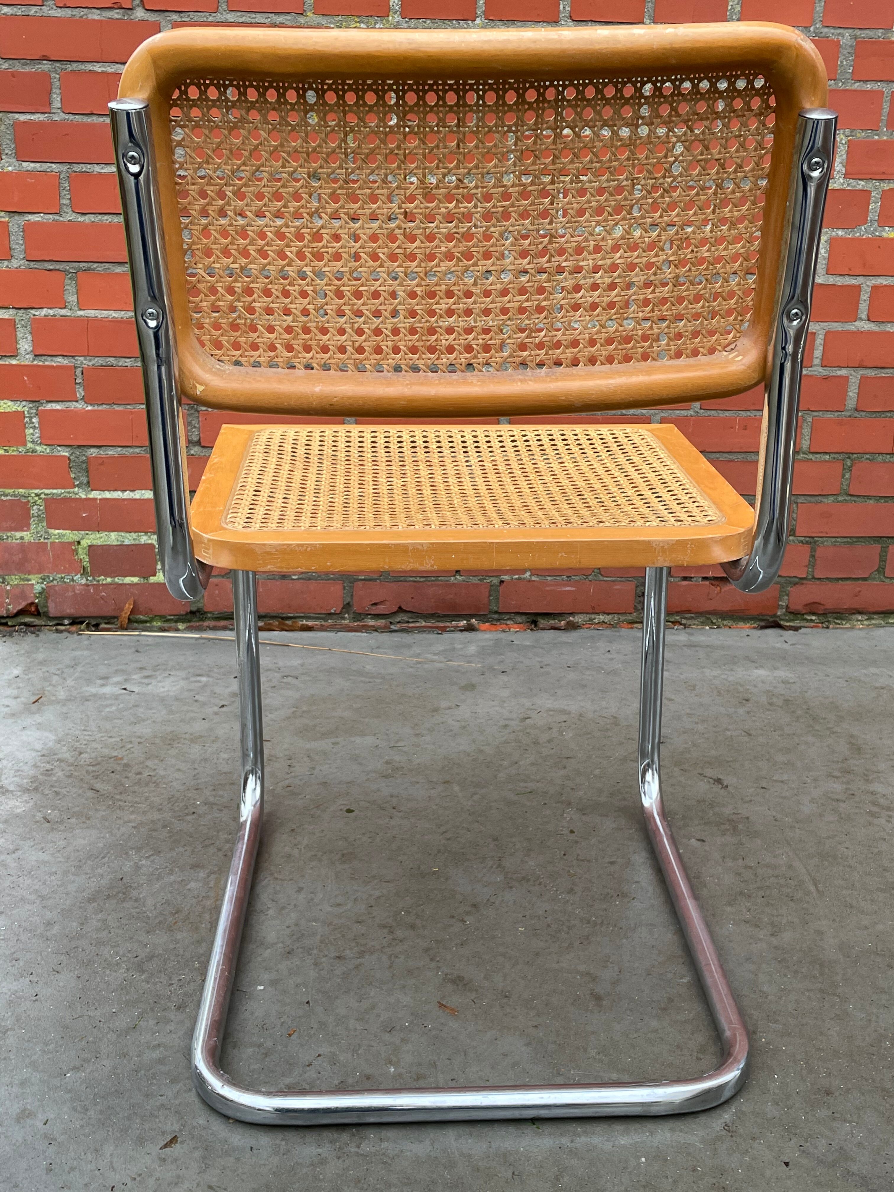 Cesca design chair b32 model