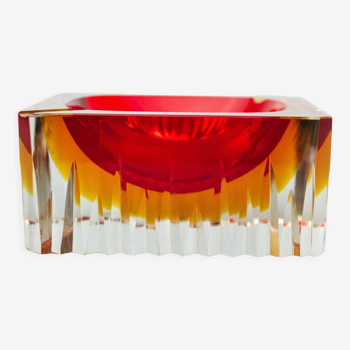 Cendrier Sommerso cubique rouge et jaune par Seguso, Murano, Italie, 1970