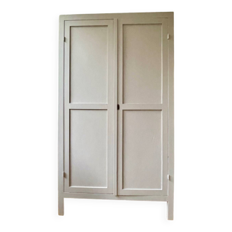 Taupe Parisian wardrobe