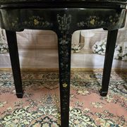 Asie XXeme : table d'appoint en laque