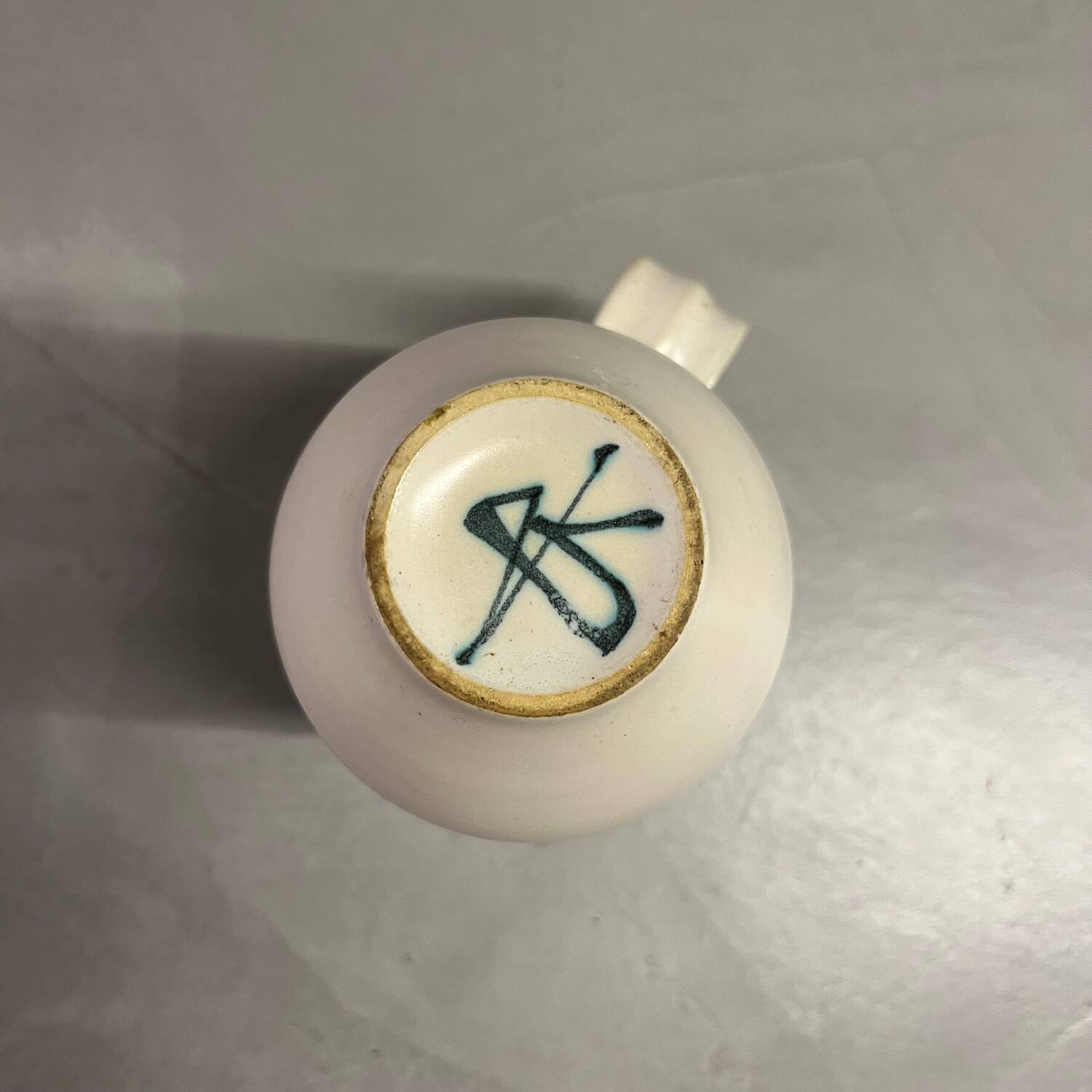 Vase or jug by Robert Deblander