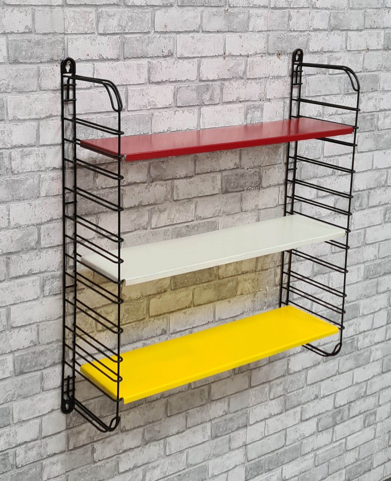 Wall shelf tomado style 1950