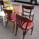 8 chaises de bistrot en bois dépareillées - vintage