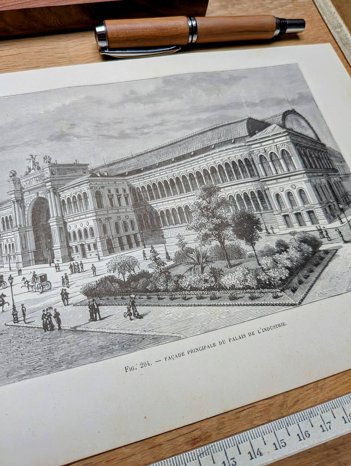 Printed in 1883, Palace of Industry, Paris VIIIth.