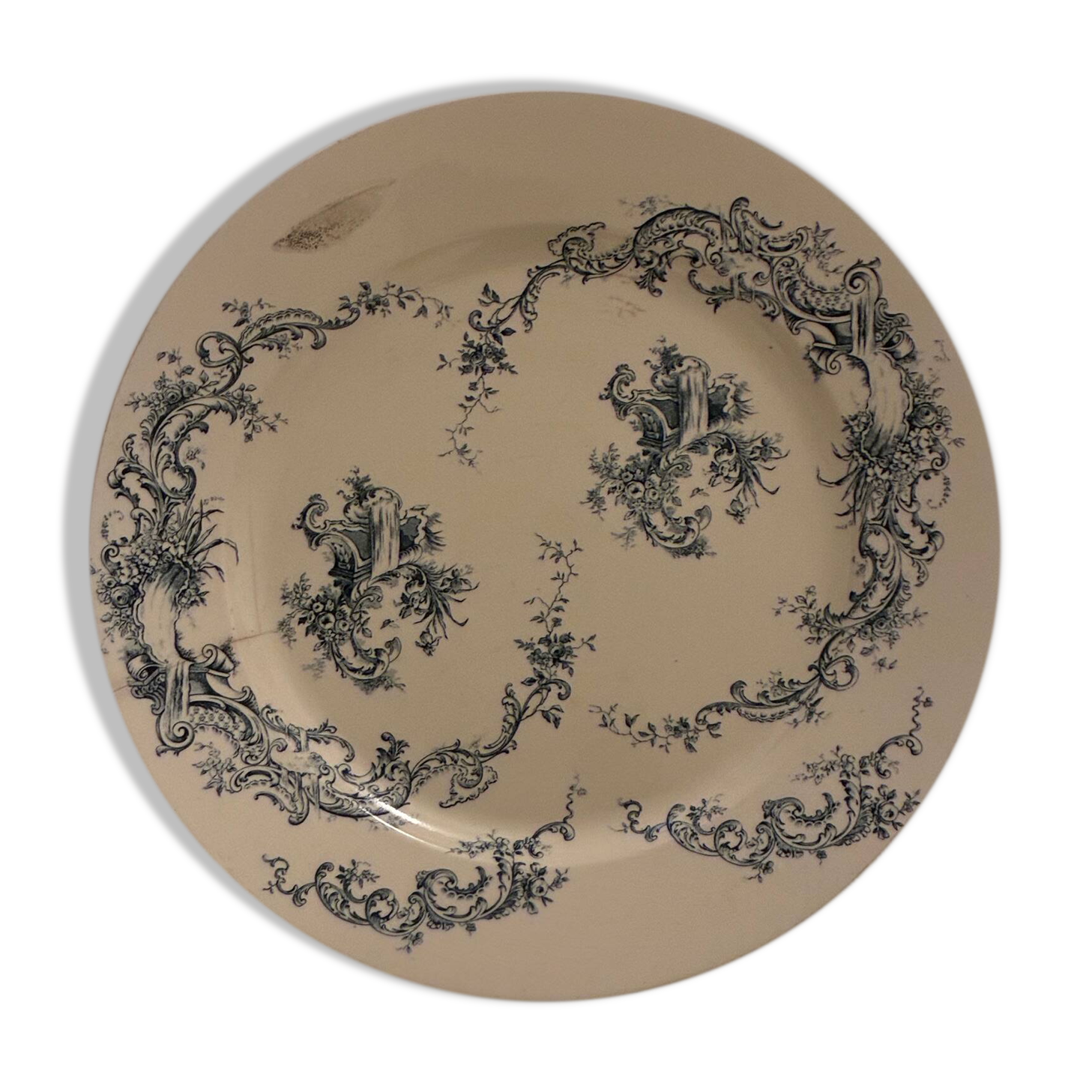 Large iron earth plate in Gien floral pattern