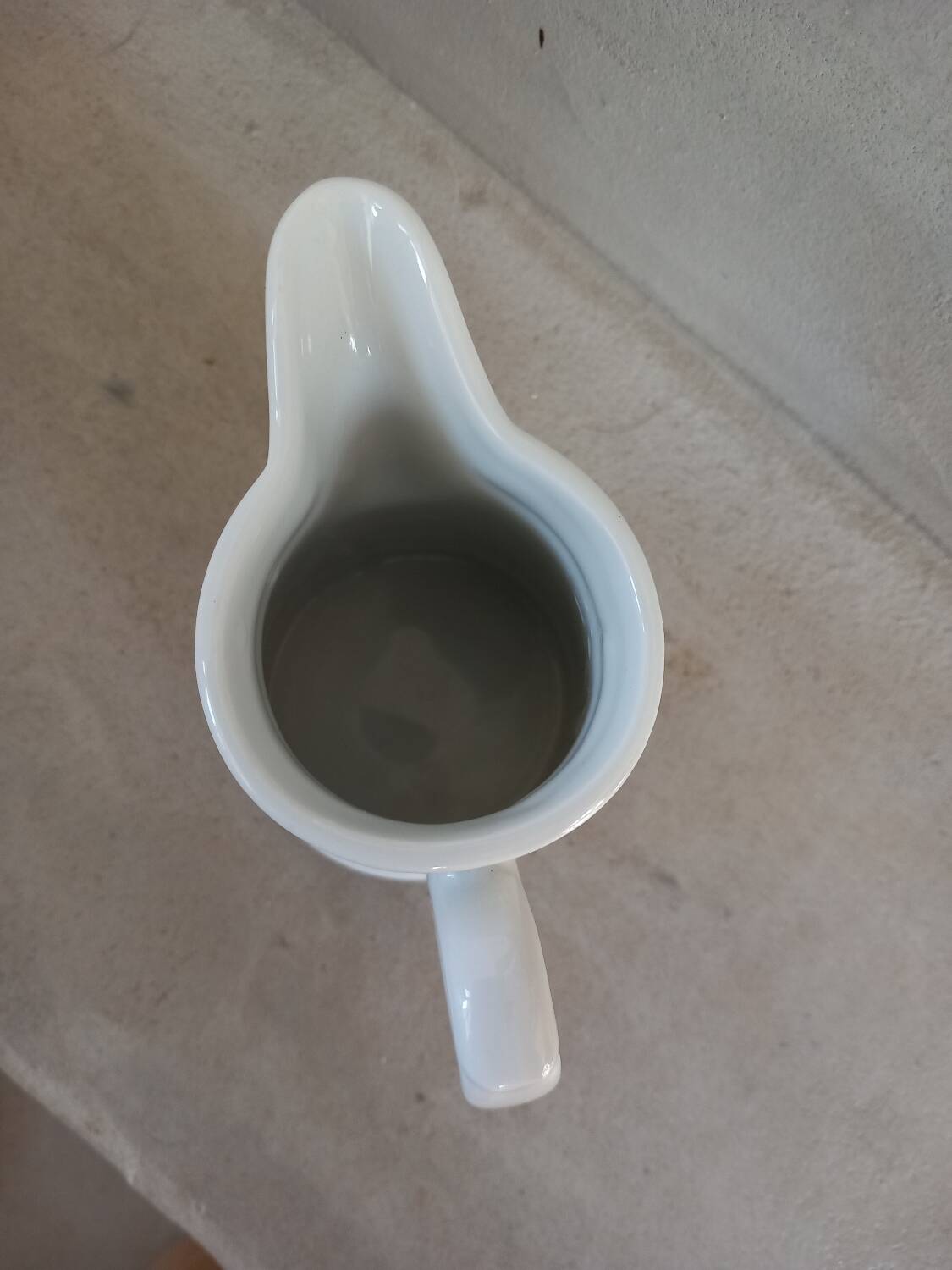 Plain white milk jug / pitcher 300 ml