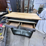 Flemish tavern counter