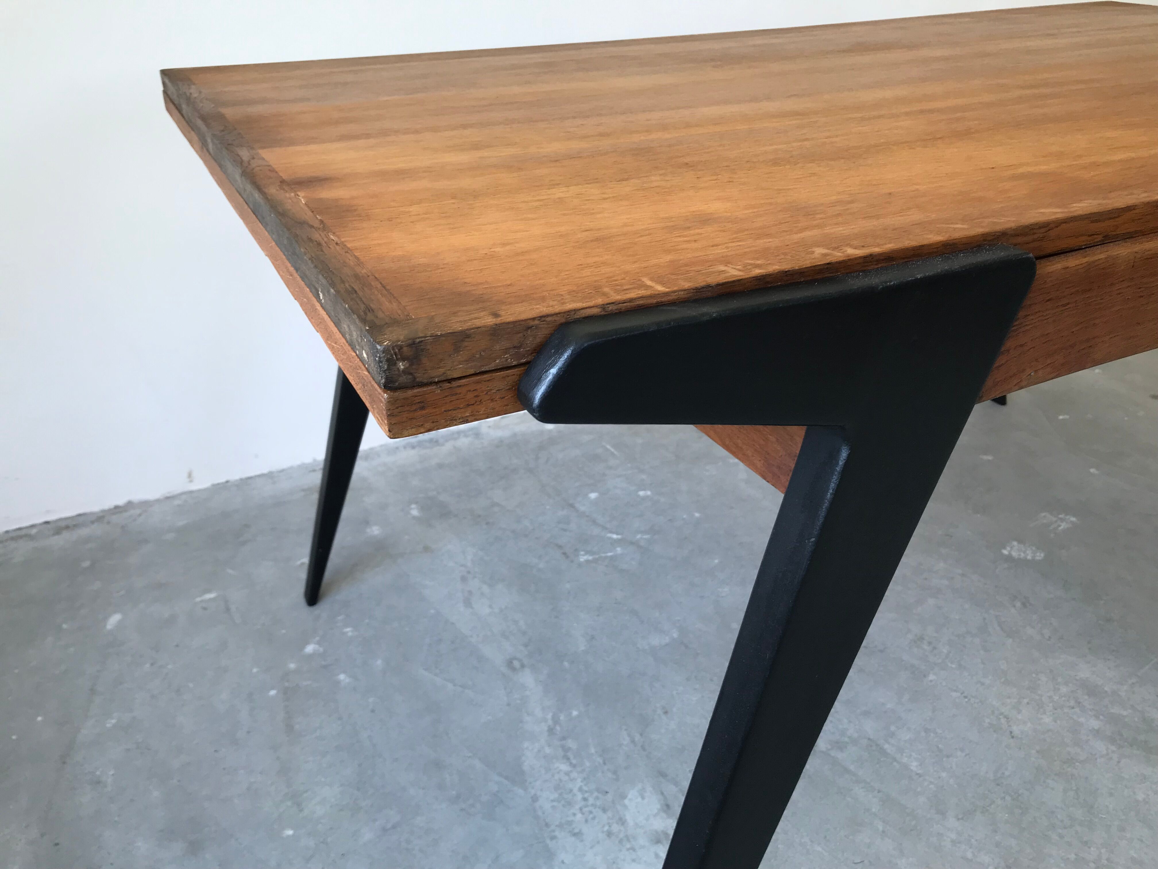 Extendable dining room table, circa 1950