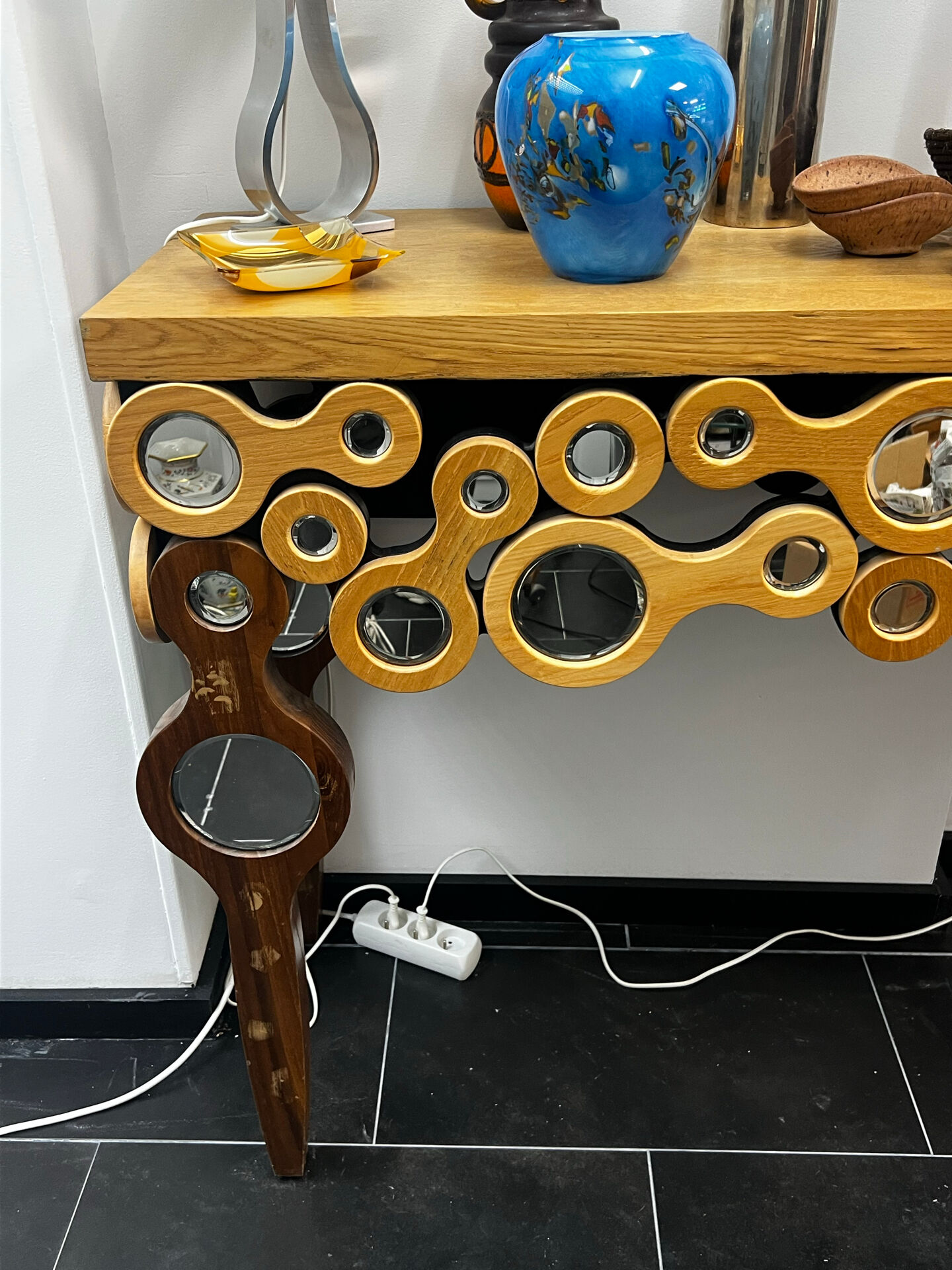 Console mirrors Kare Design, 2000