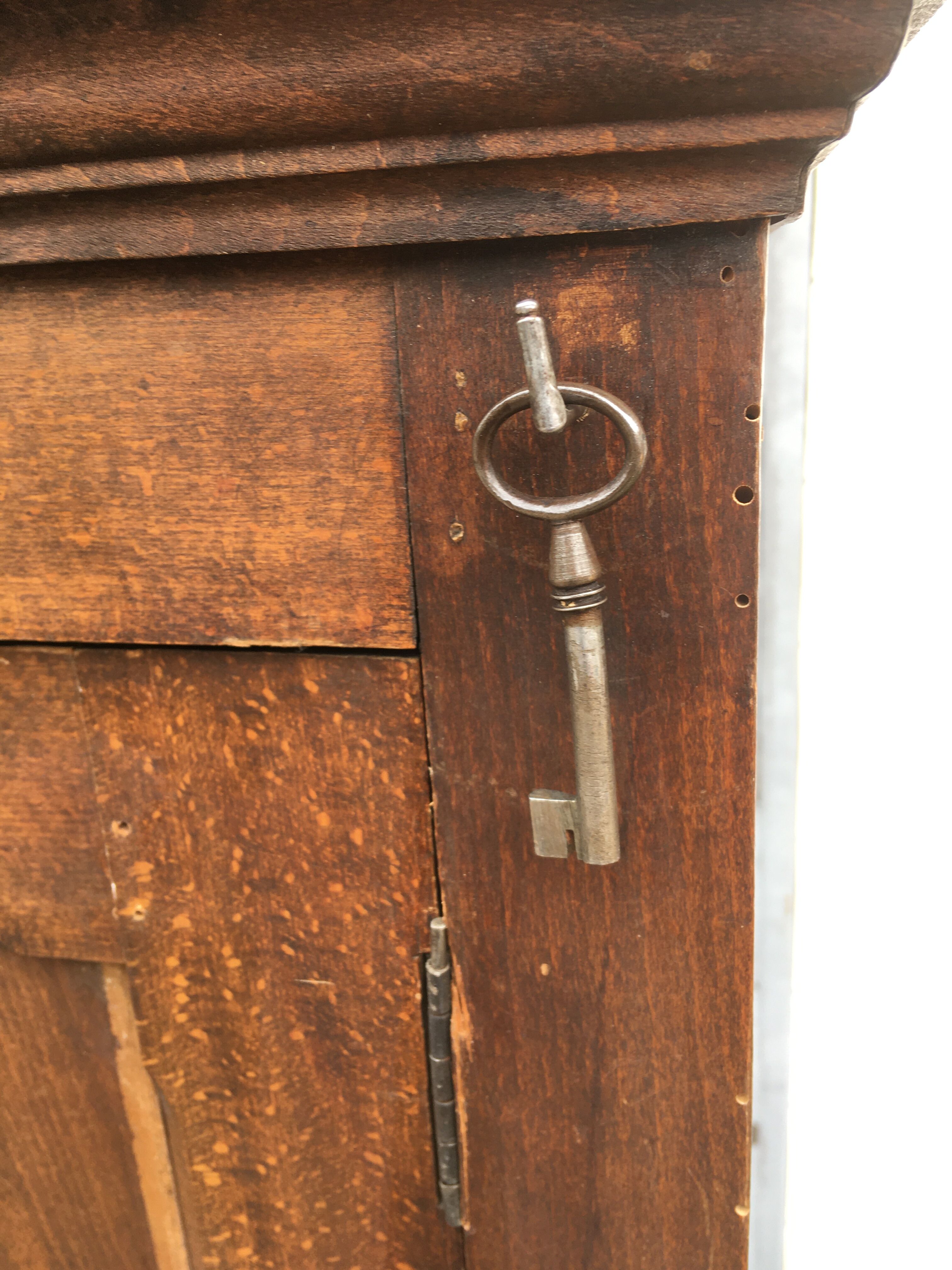 Wardrobe vintage door