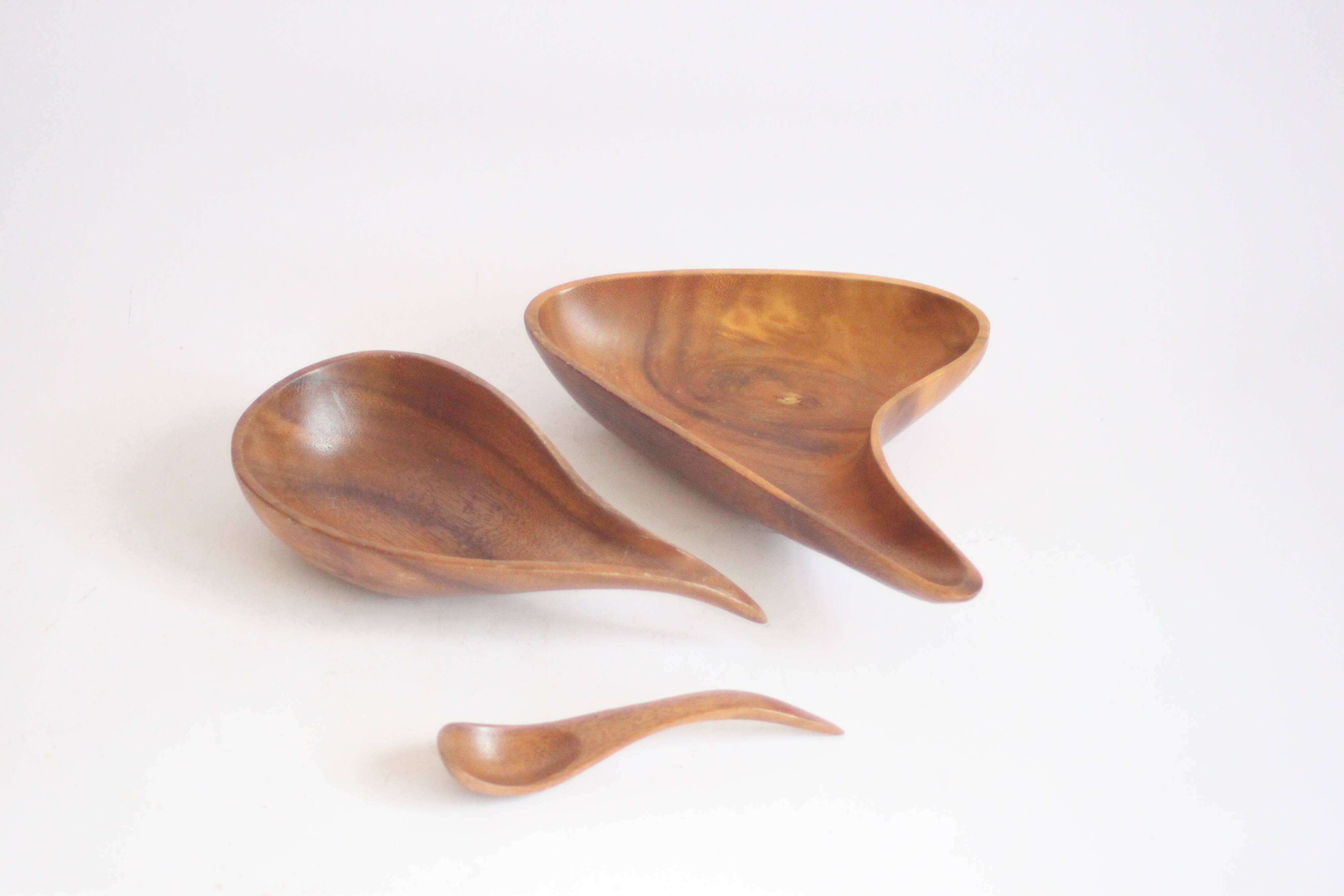 Bols en bois, lot de trois