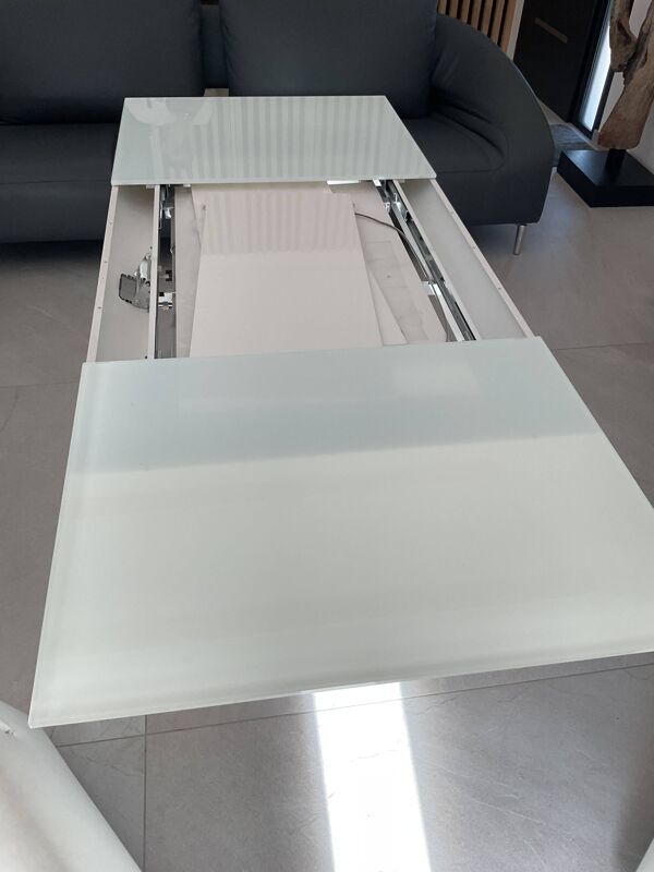 Table basse relevable Yo - yo Ligne Roset