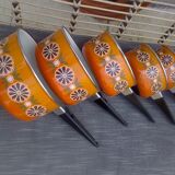 5 orange flower pans enamelled Aubecq