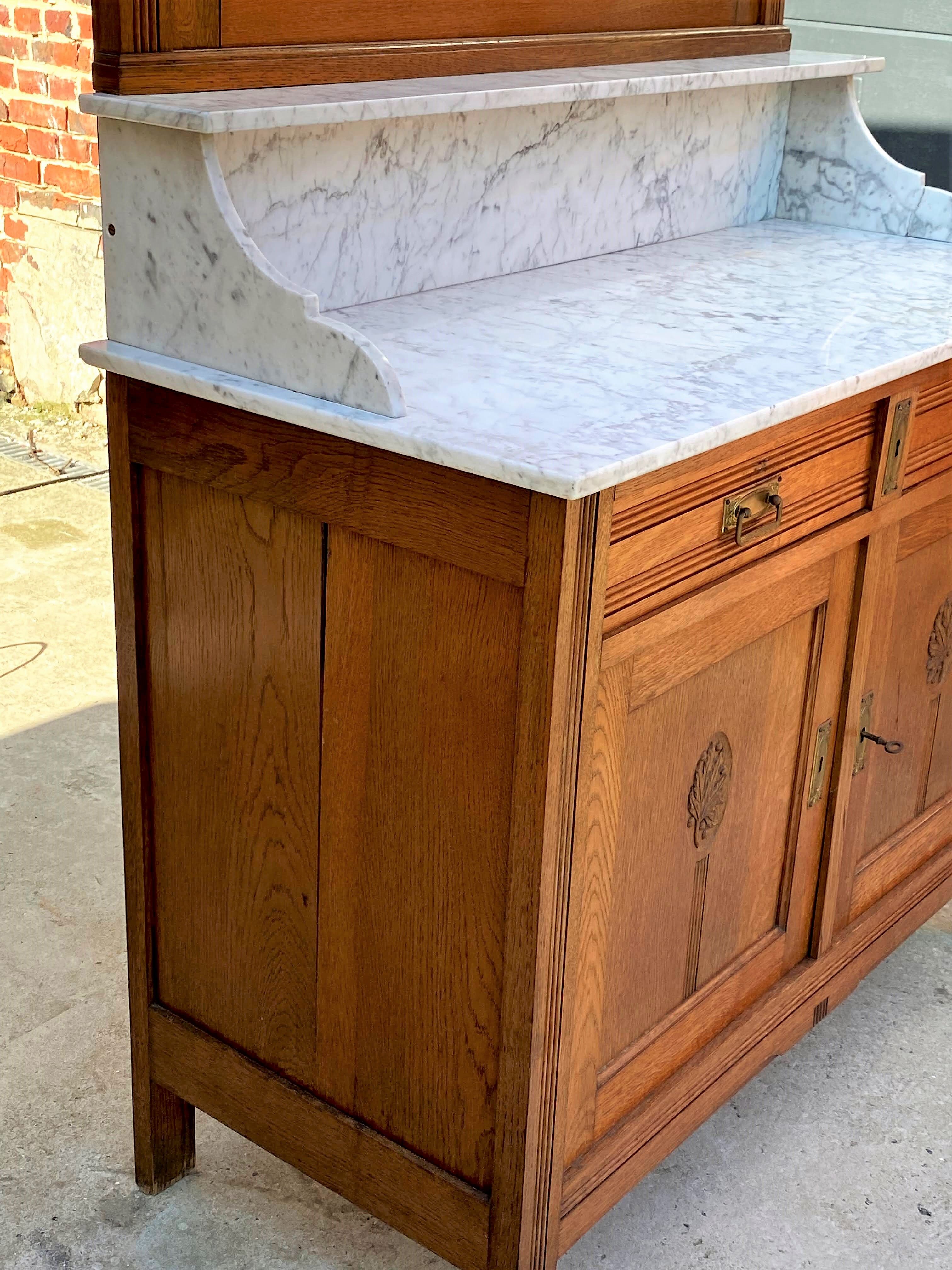 Toilet furniture, dressing table