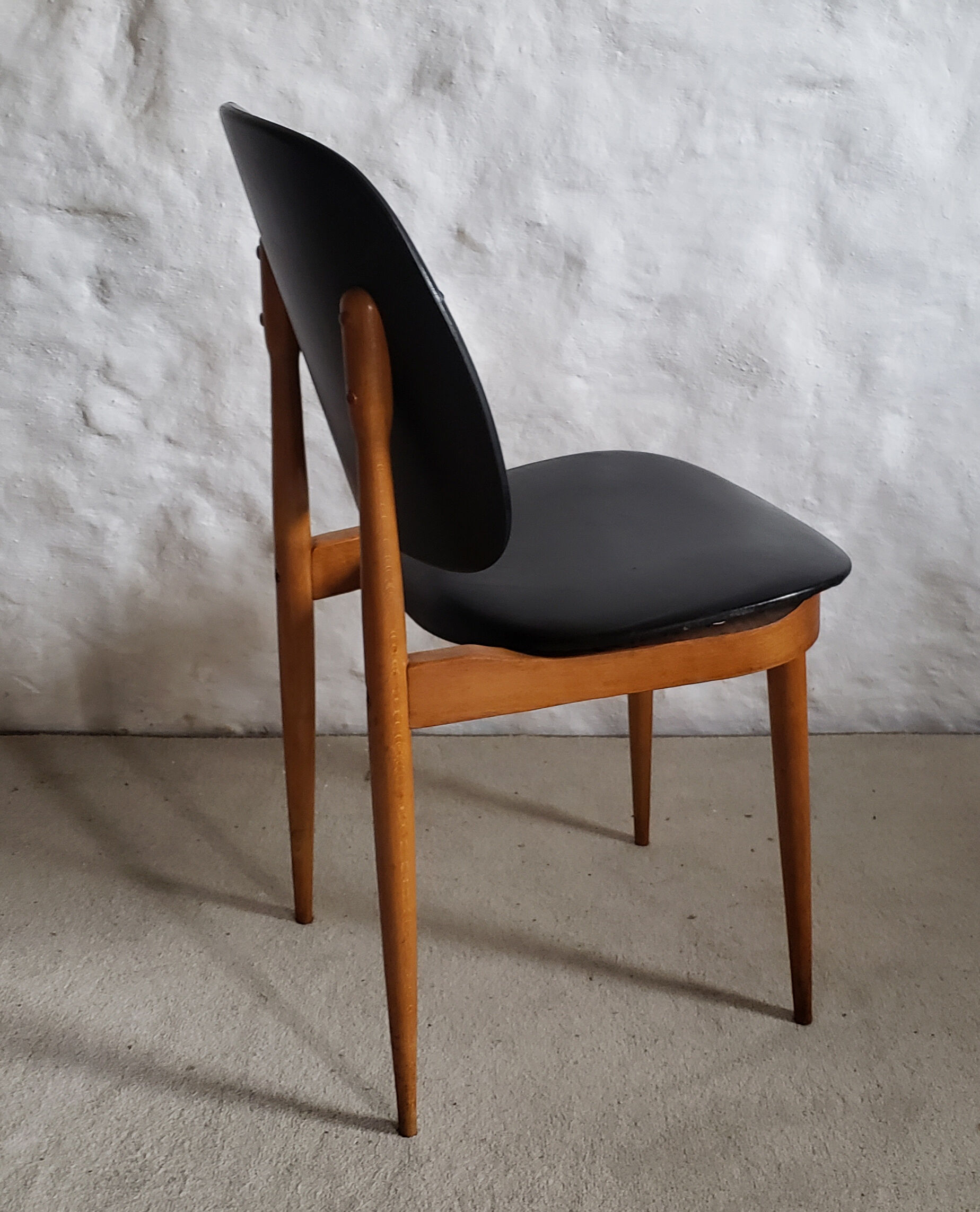 Series of 6 chairs Baumann Pegasus