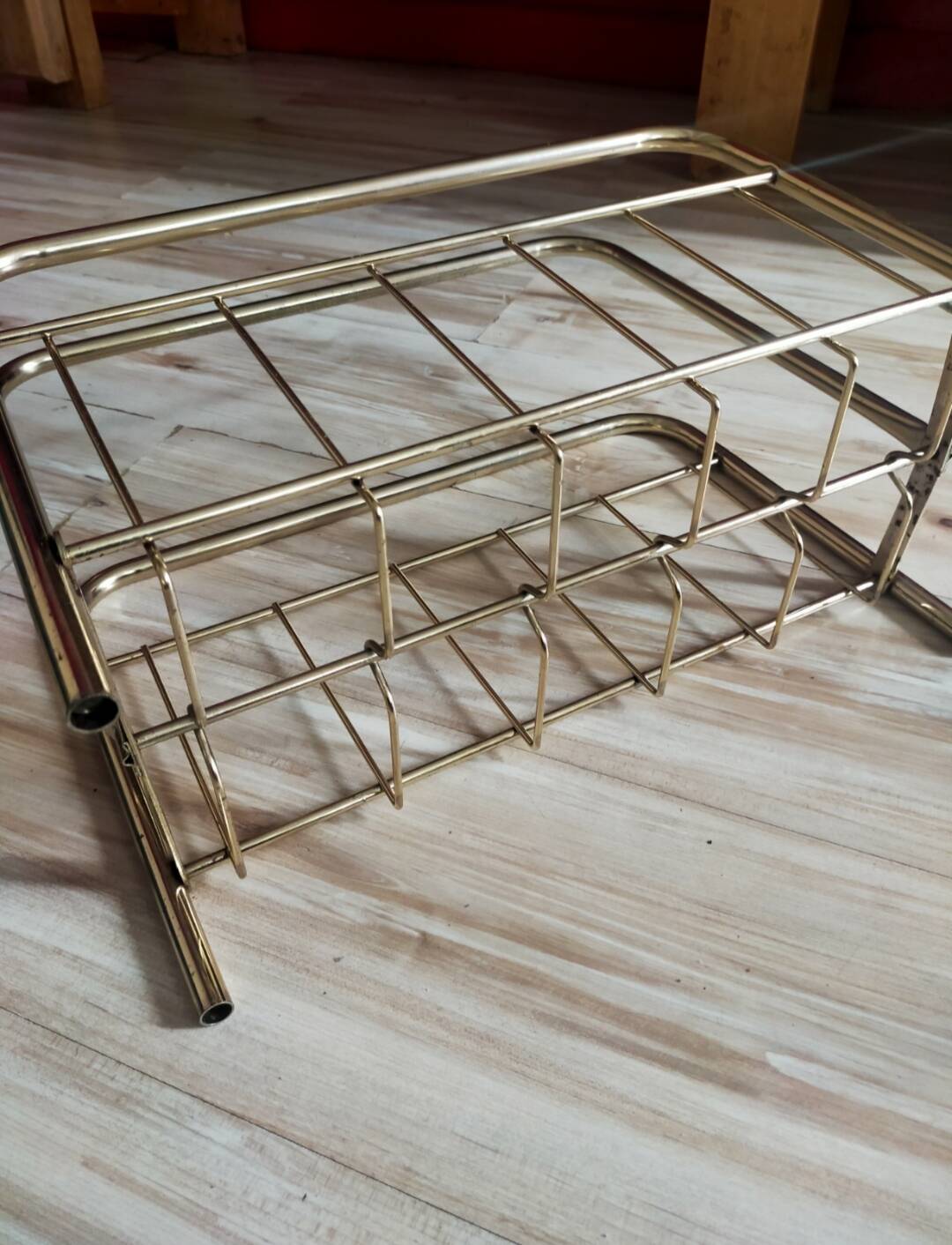 Magazine or vinyl holder in gold metal, 1960s
