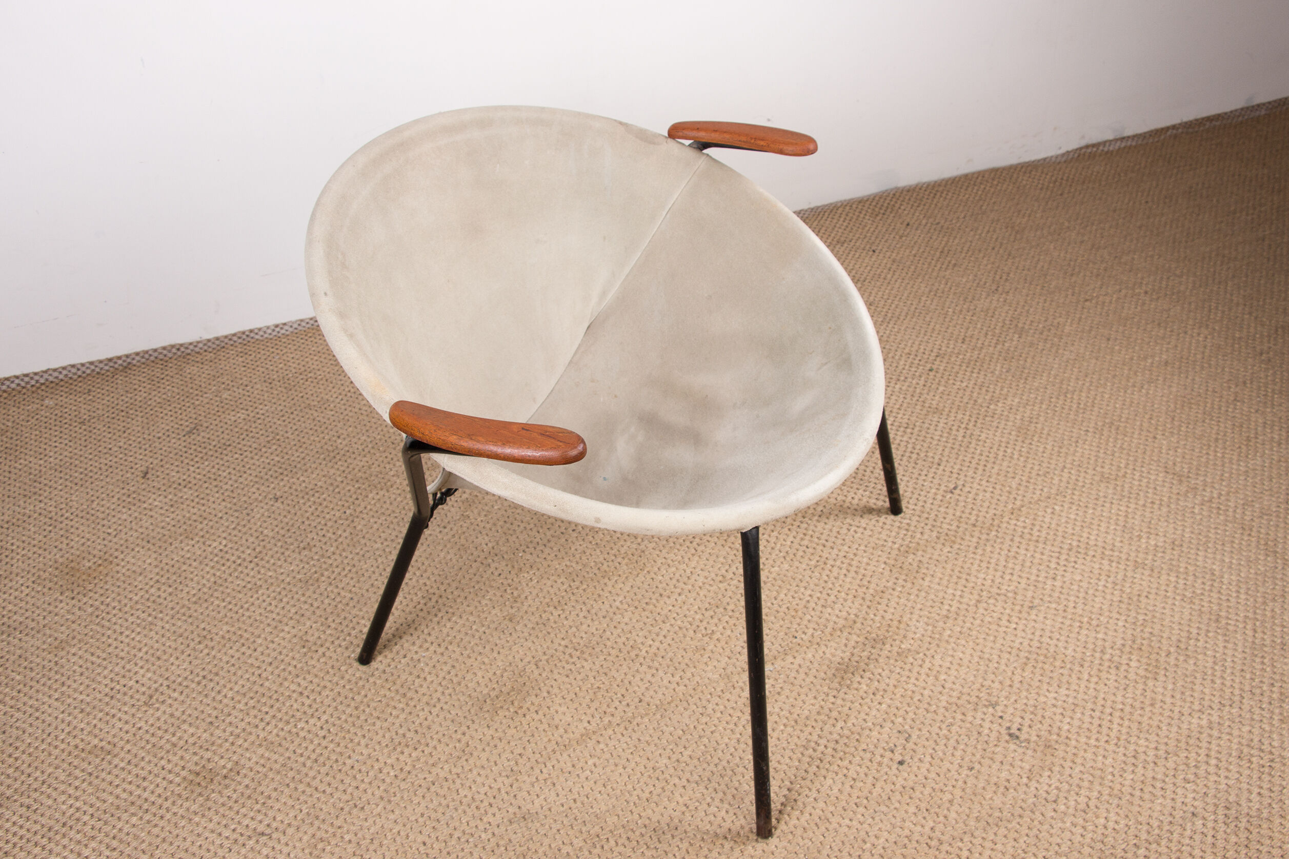 Danish armchair in Leather, Steel and Teak, Balloon model by Hans Olsen 1960.